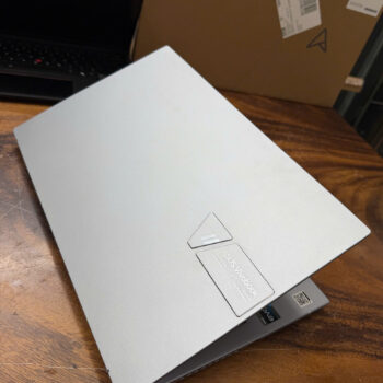 Asus Vivobook 15 OLED, i5 12500H, 16G, 512G, 15.6in 2.8K oled