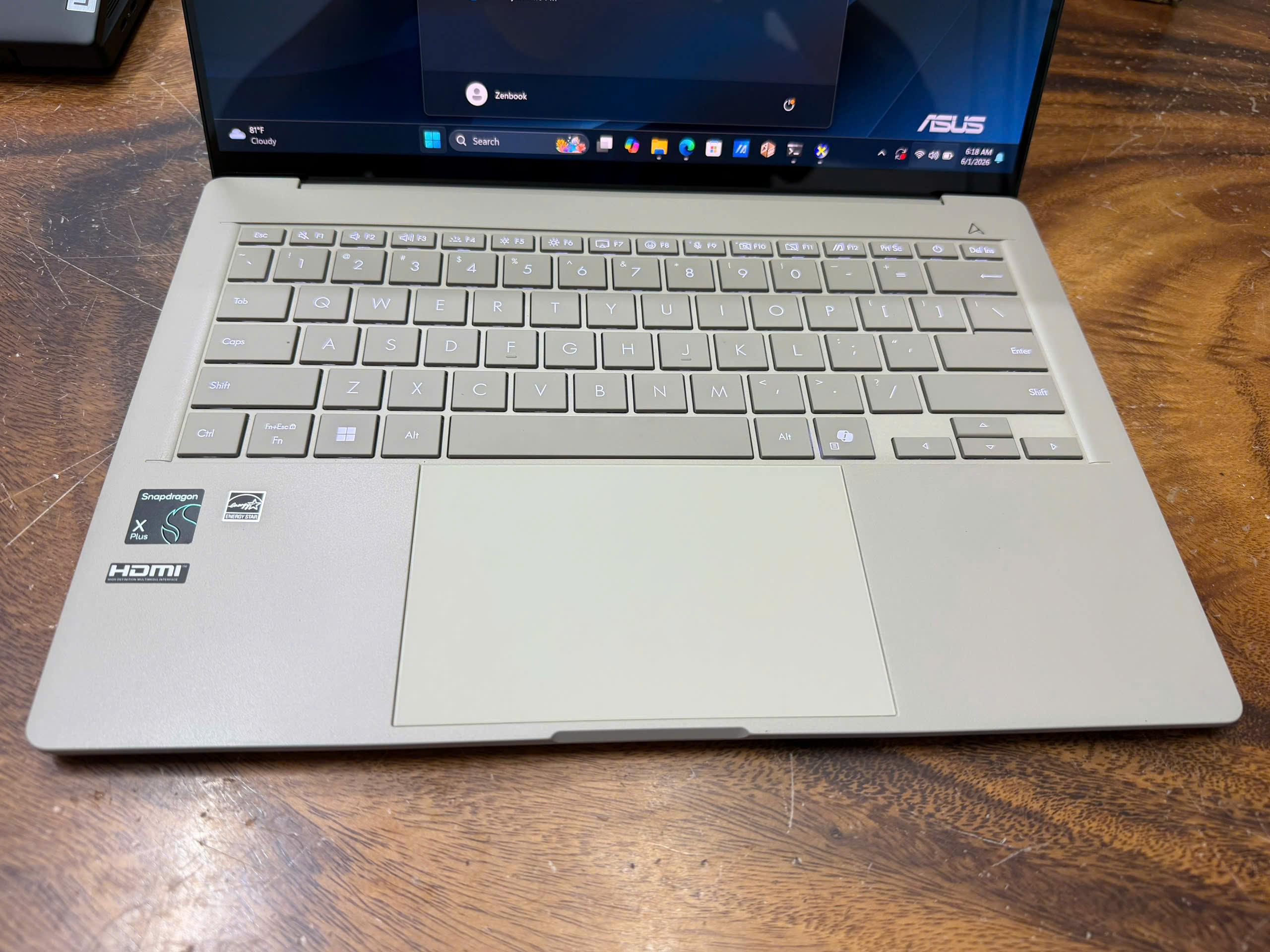 Asus Zenbook A14 Ux3407 (5)