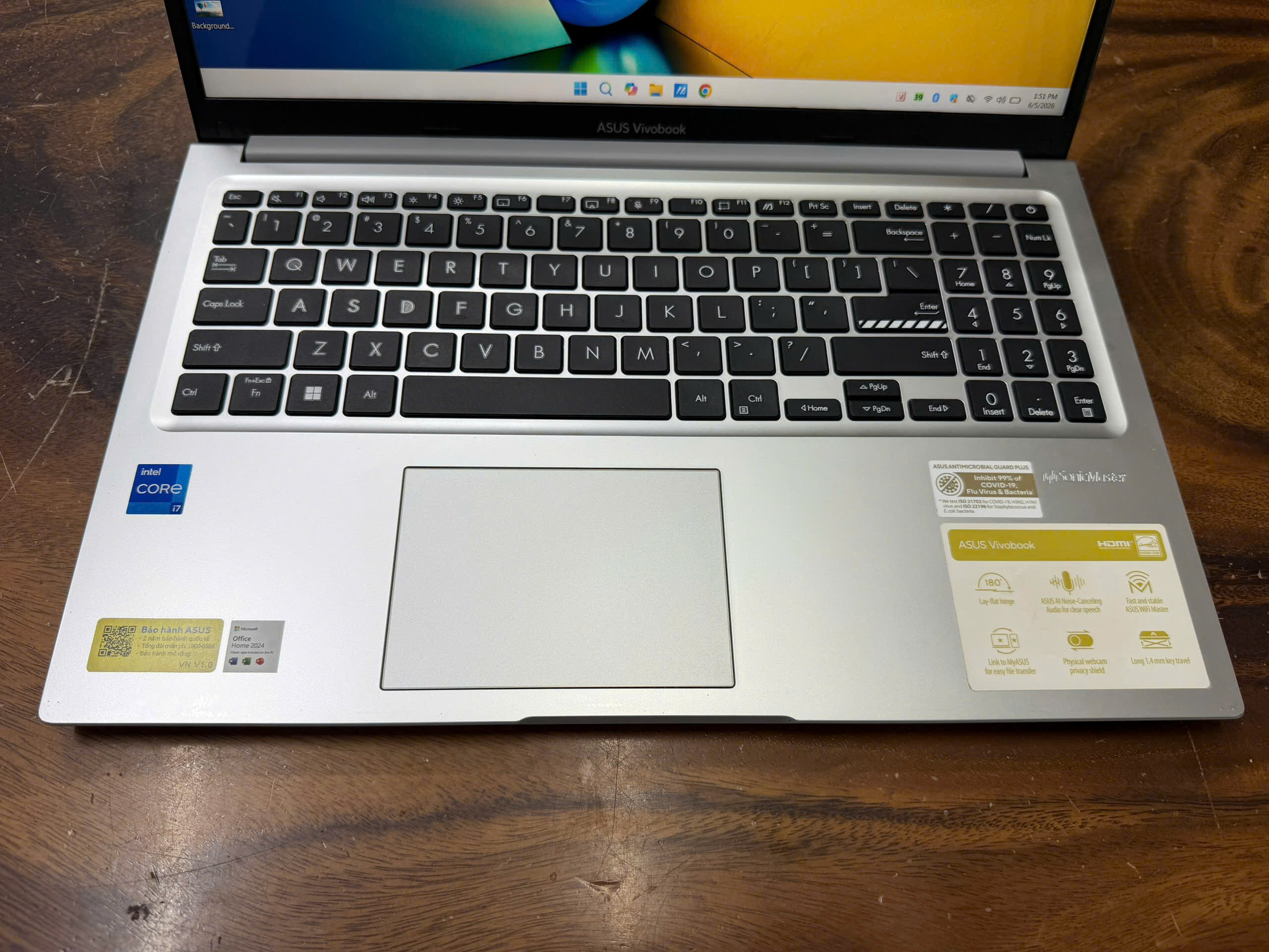 Asus Vivobook X1502va (2)