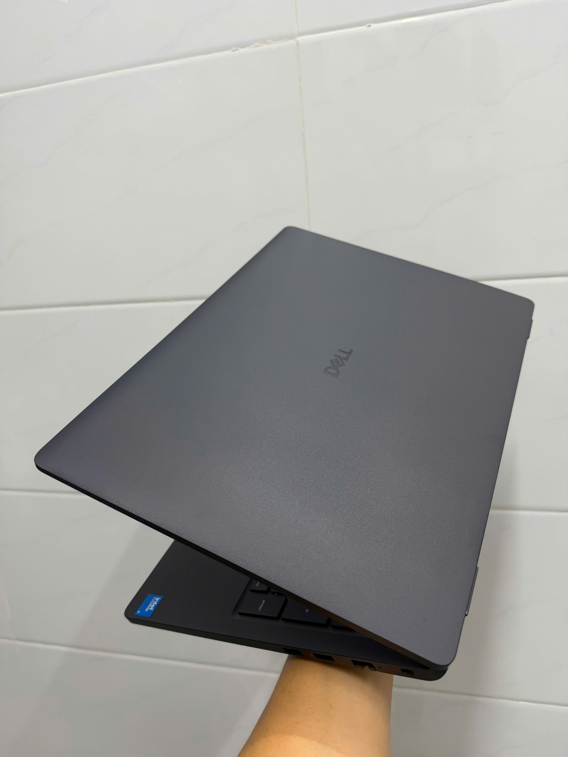Dell Pro 16 PC16250, core 5 120U, 8G, 256G, 16in FHD+