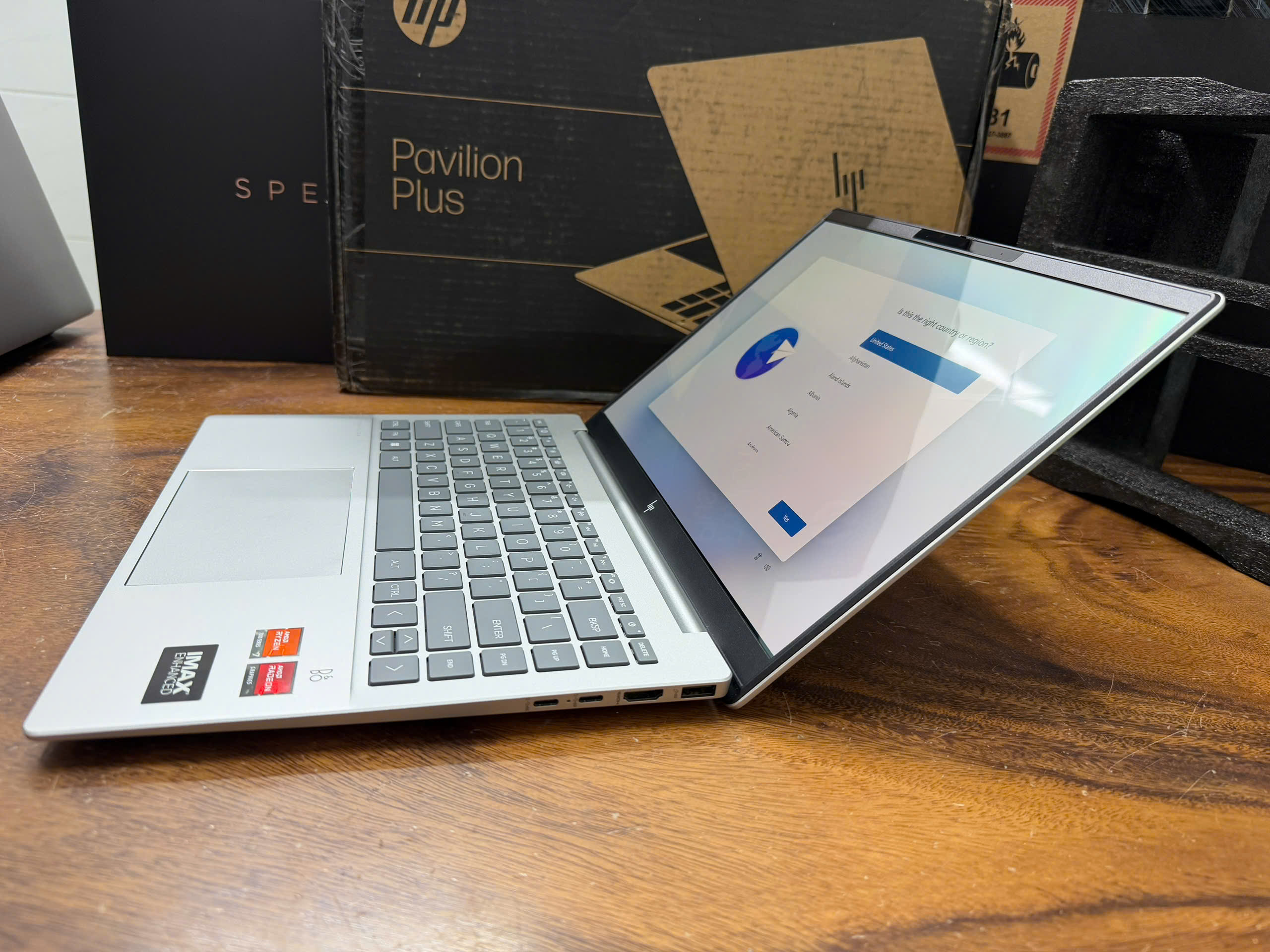 Hp 14 Ey0095cl (7)