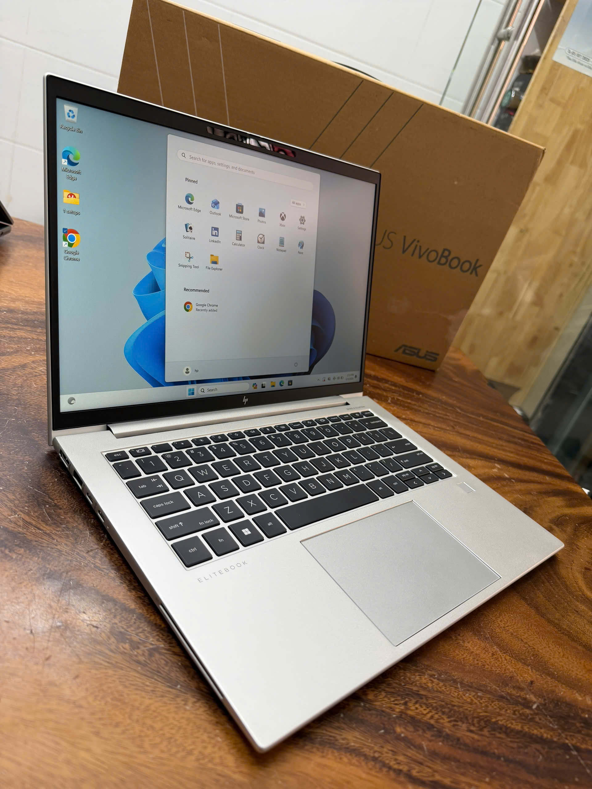 Hp Elitebook 845 G9 Ryzen 7 (5)