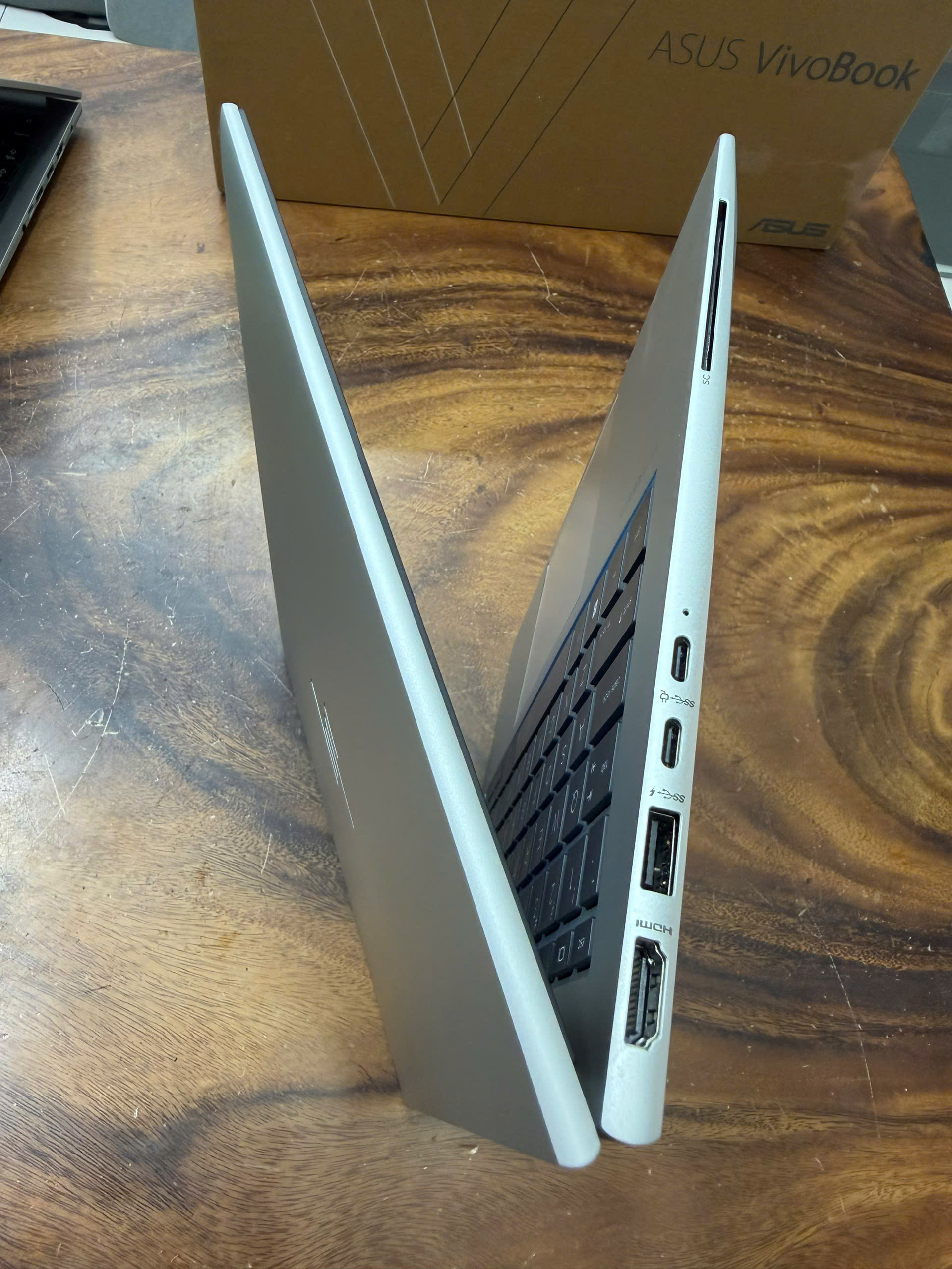 Hp Elitebook 845 G9 Ryzen 7 (7)