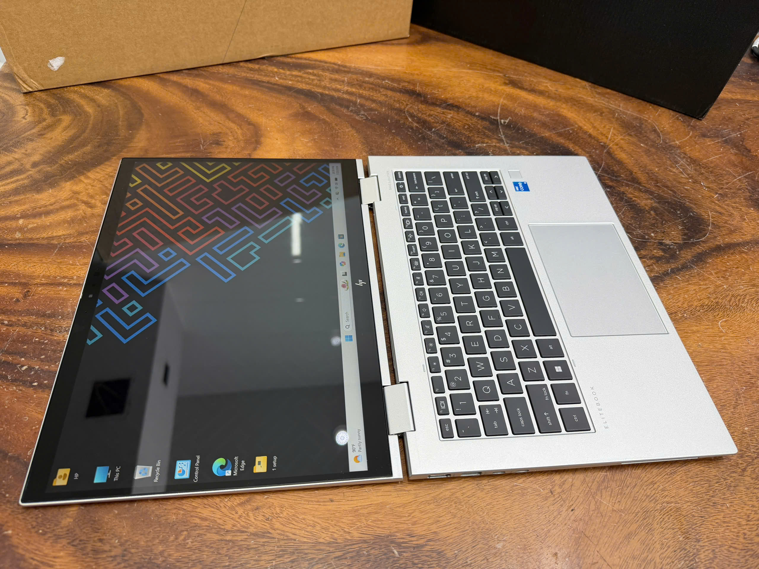 Hp Elitebook X360 1040 G10 (4)