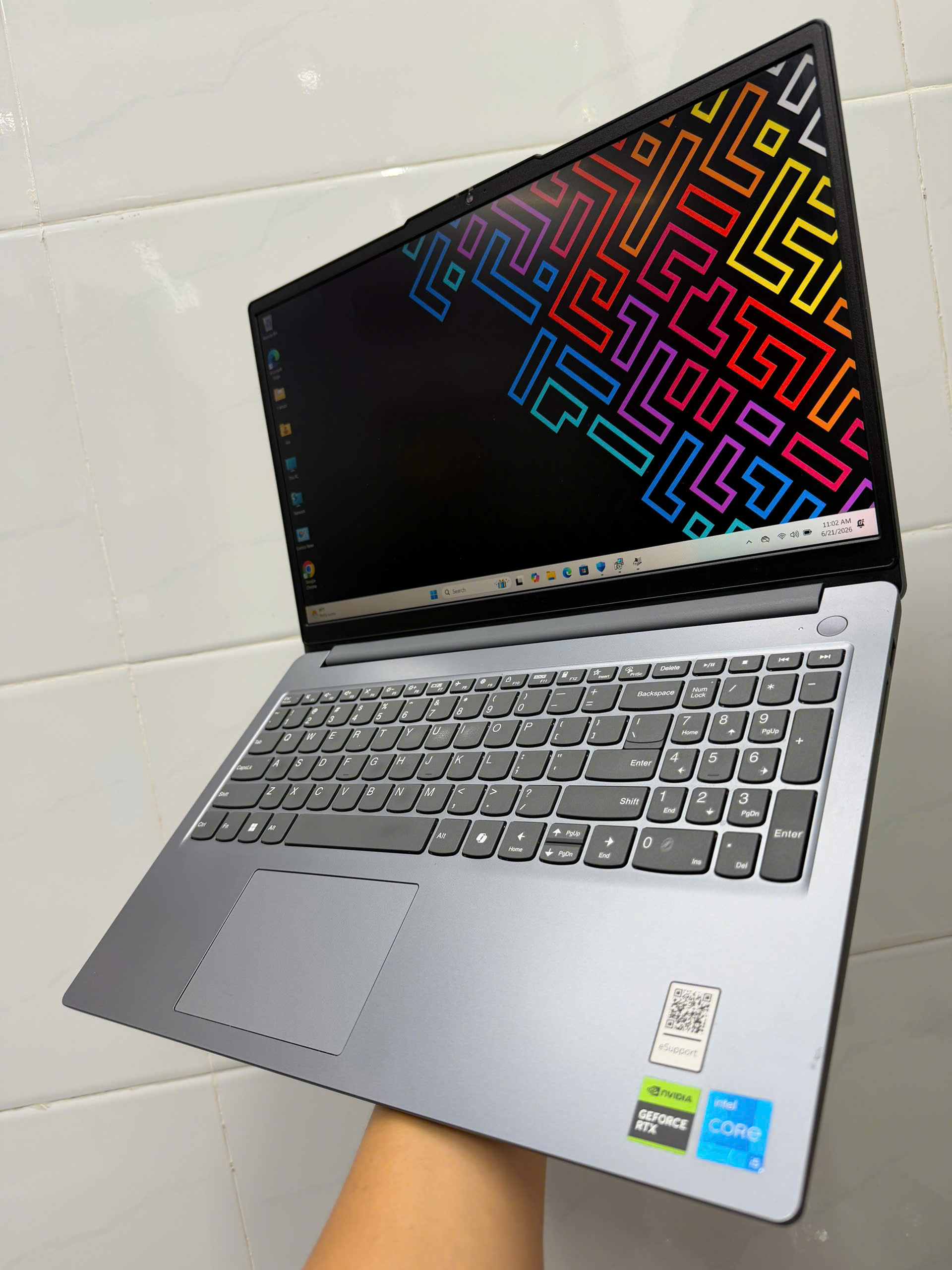 Lenovo Loq 15iax9 (19)