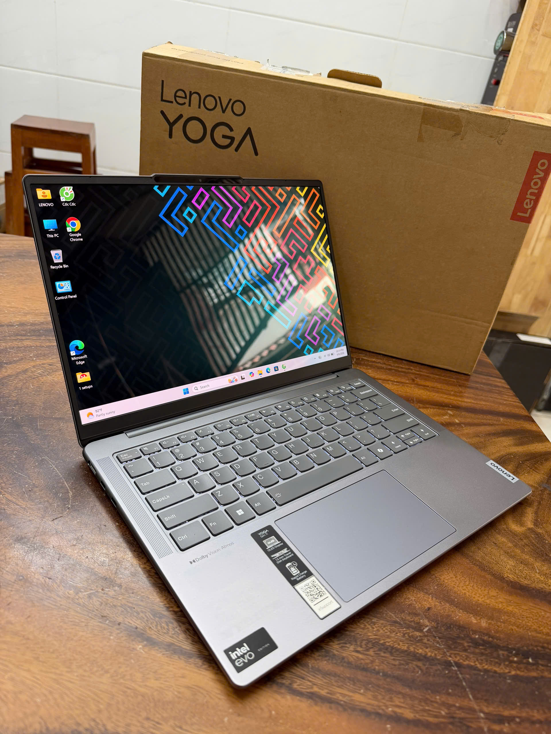 Lenovo Yoga Slim 7 14imh9 (4)