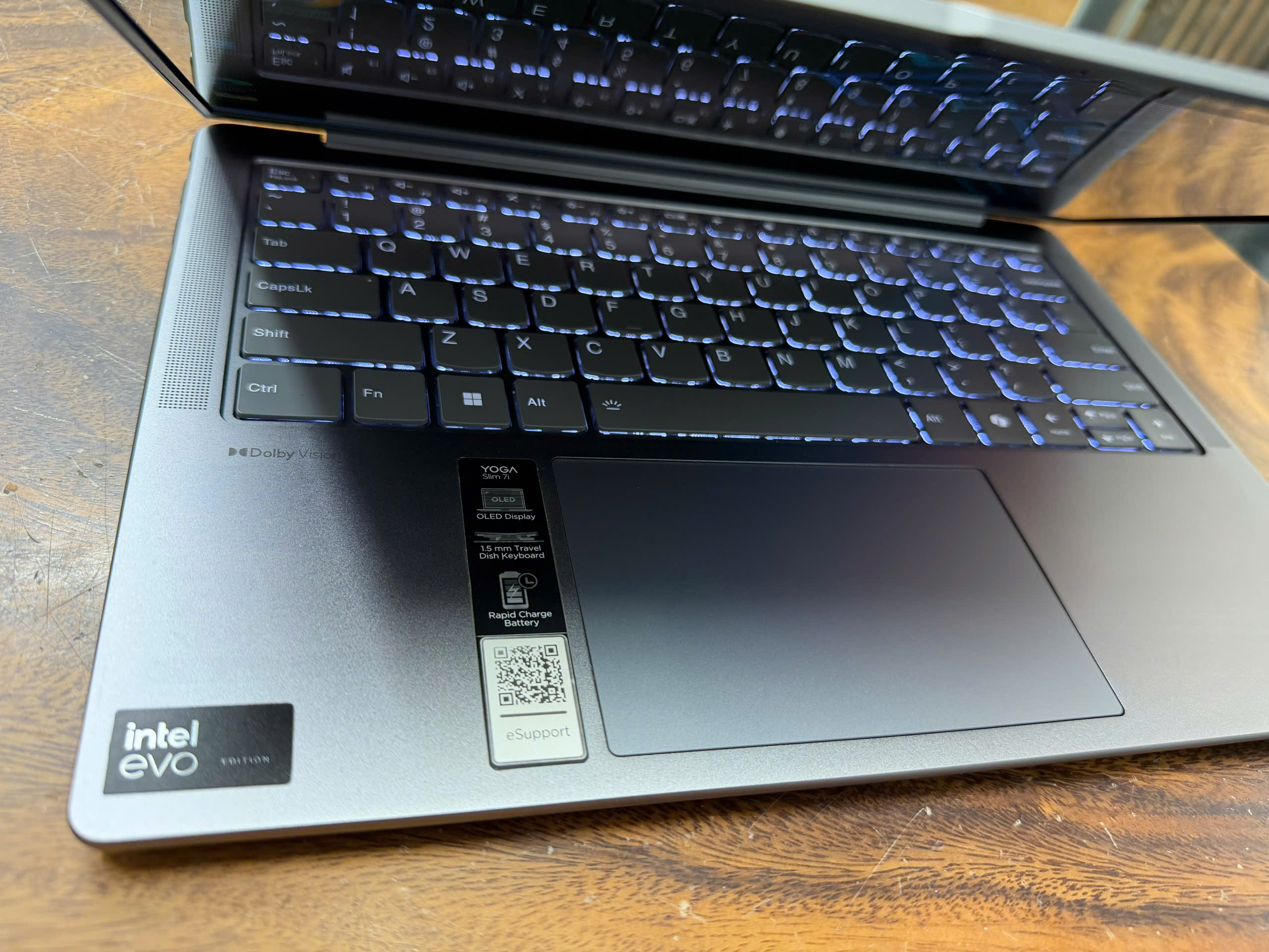 Lenovo Yoga Slim 7 14imh9 (8)