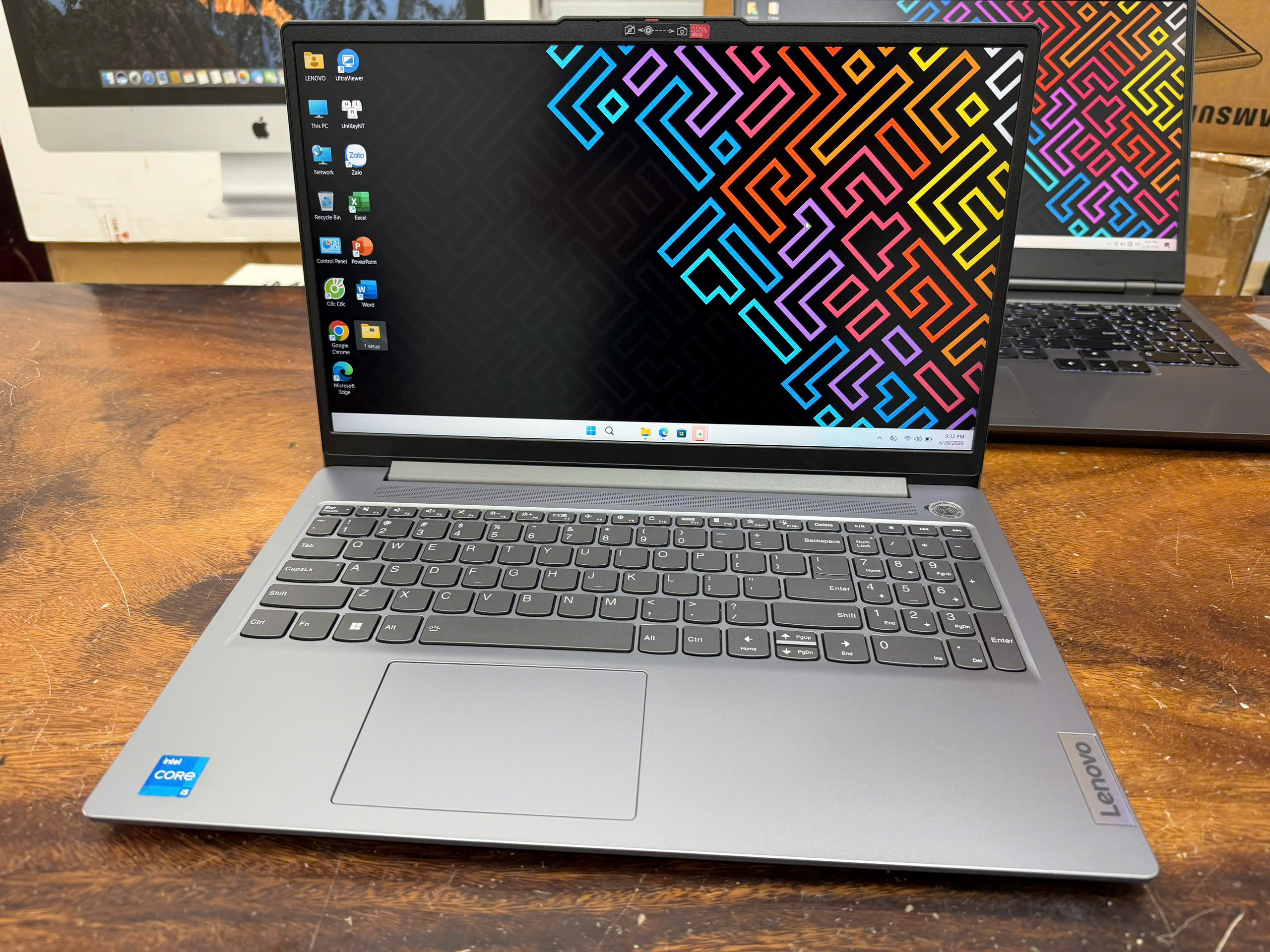 Lenovo Ideapad Slim 5 15iah8 (4)