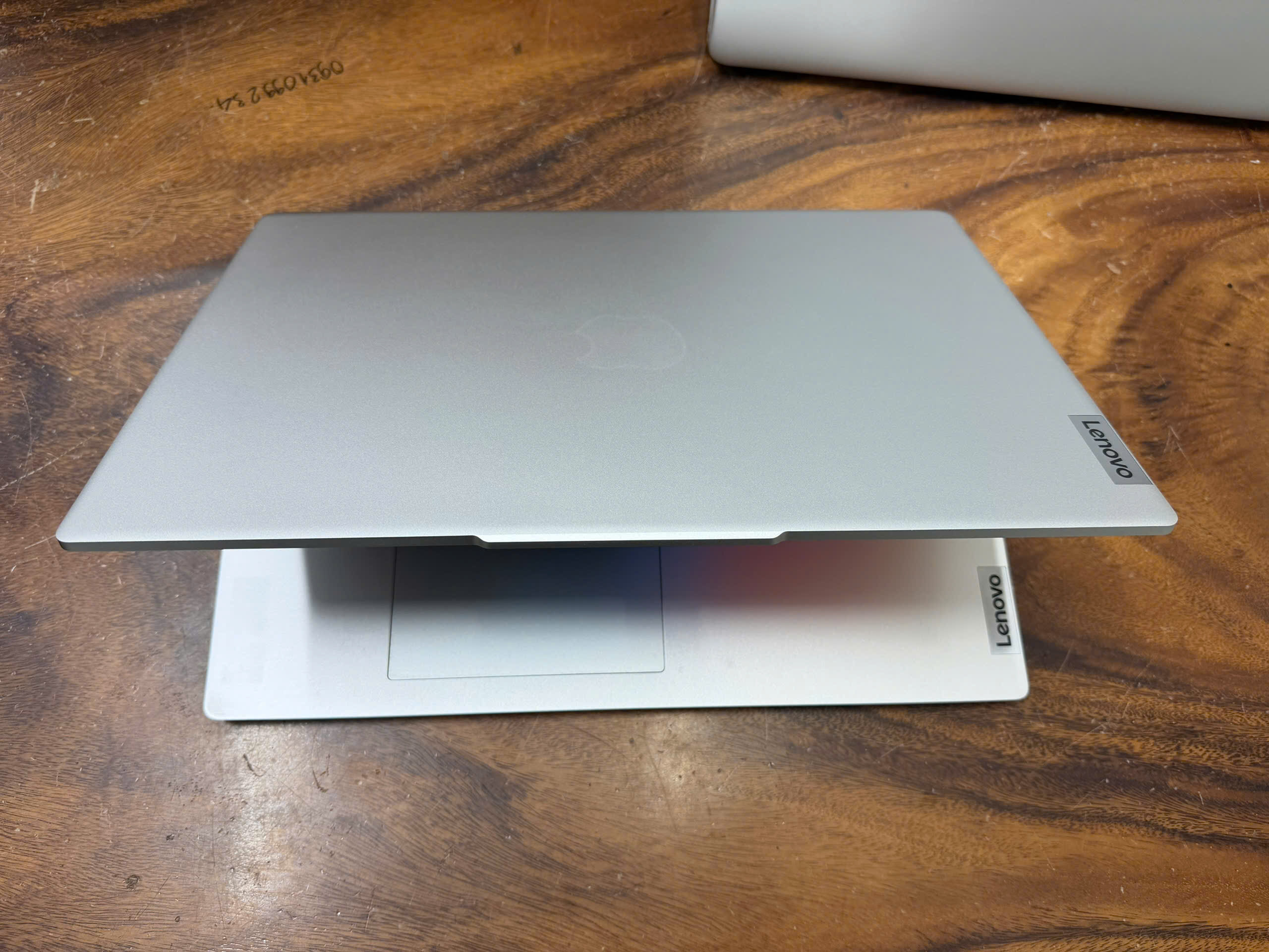 Lenovo Ideapad Slim 5 16irl8 (7)
