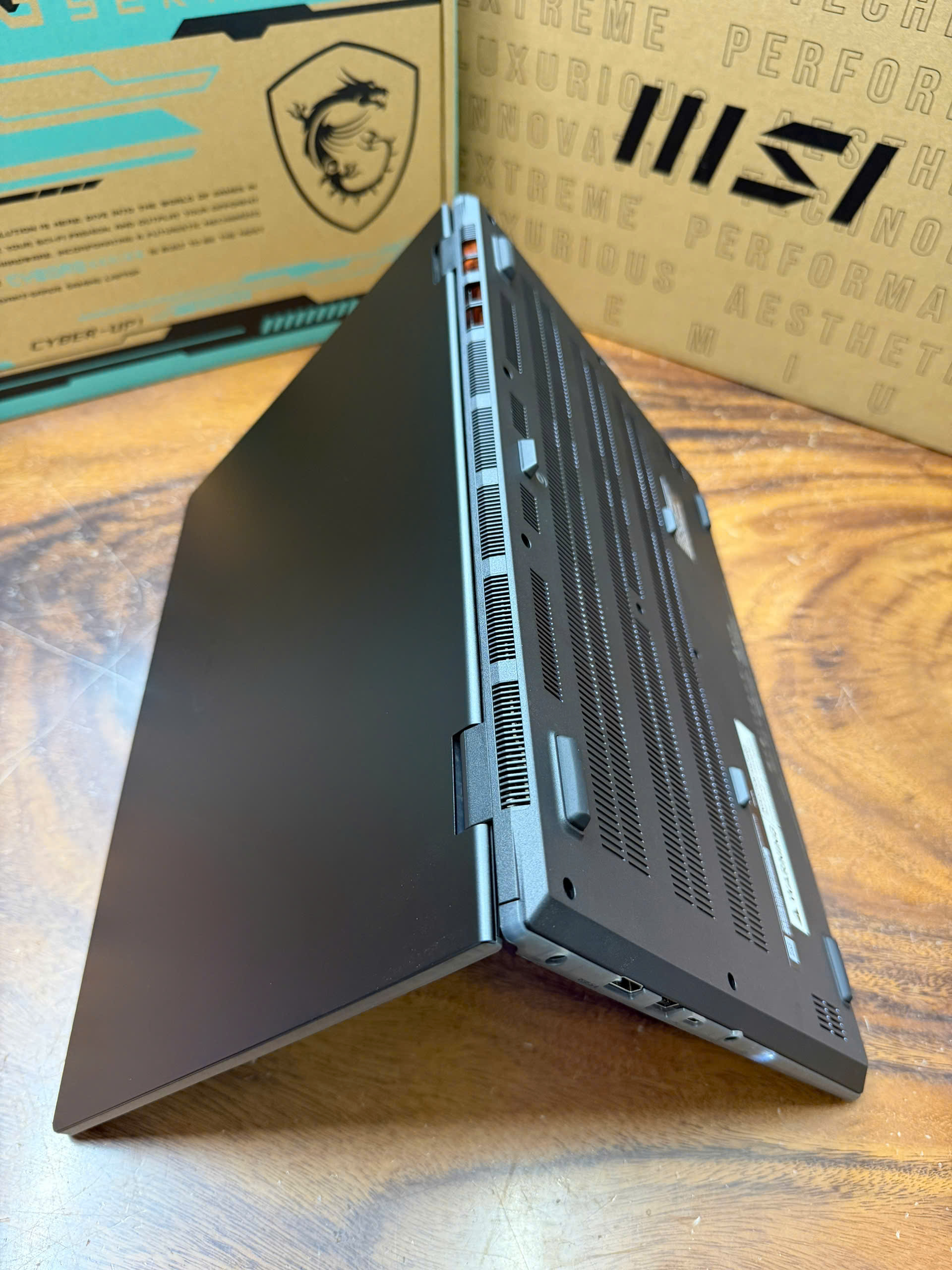 Msi Cyborg 15 Ai New (13)