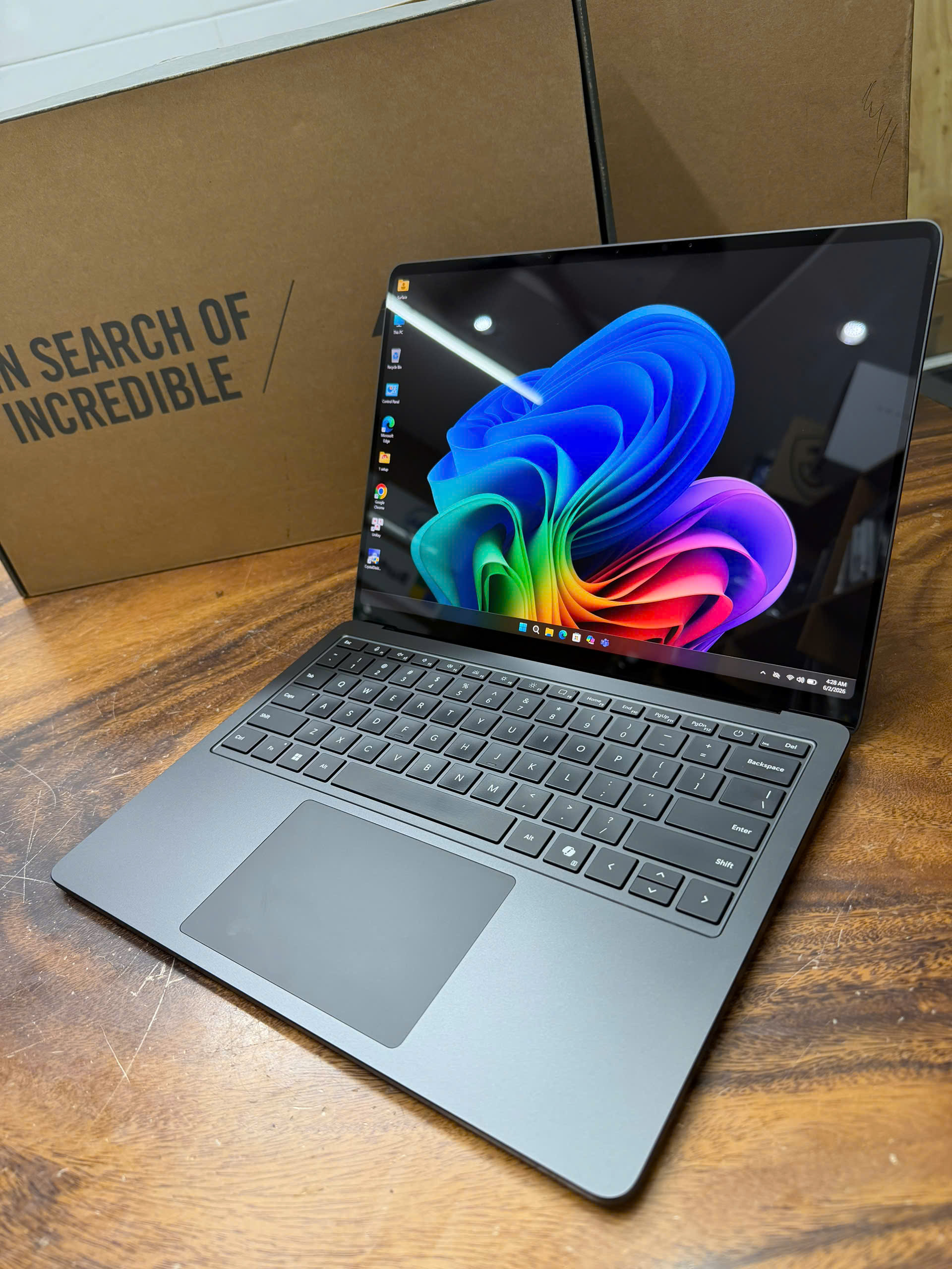 Surface Laptop 7 13in Black (1)