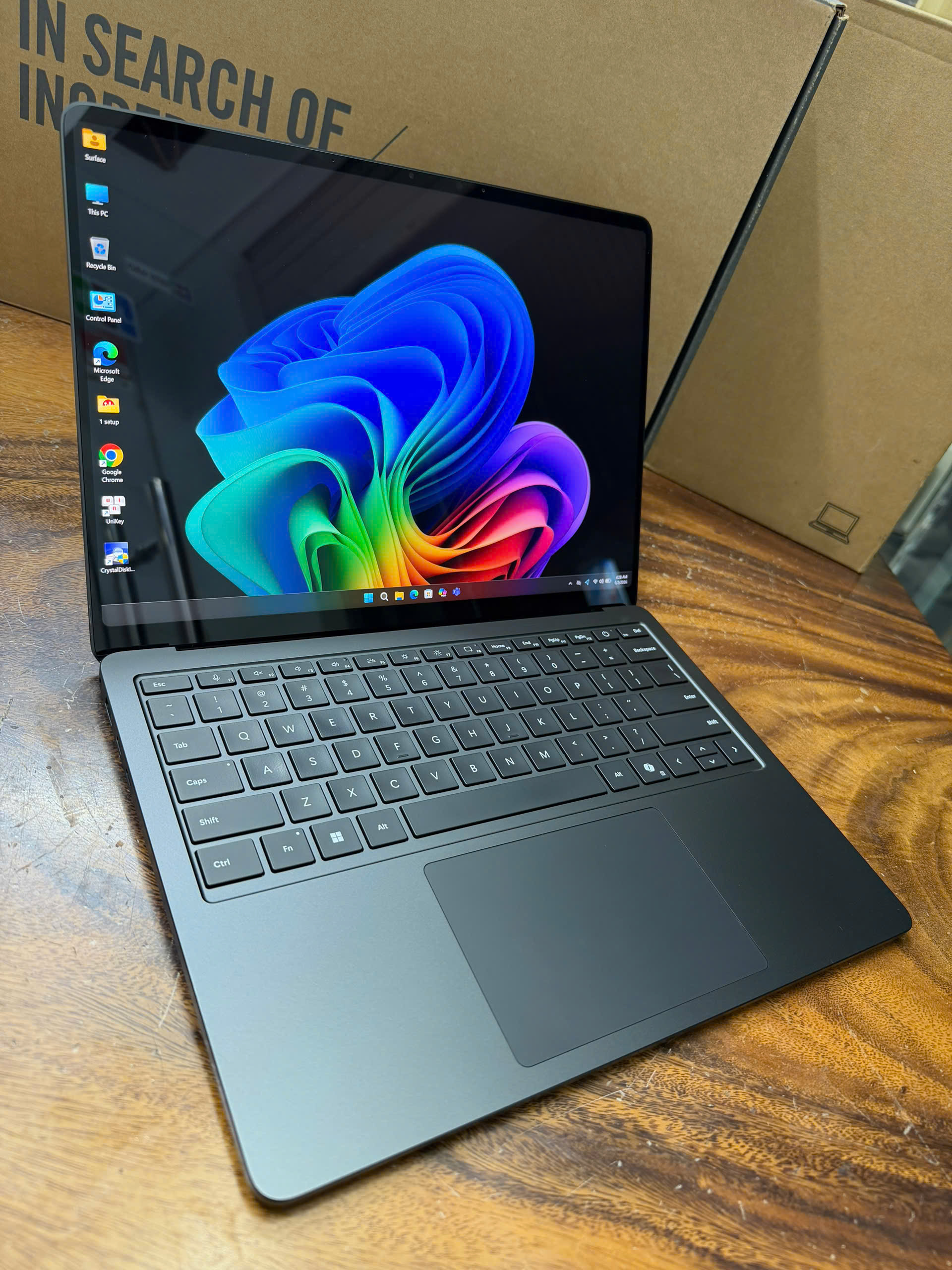 Surface Laptop 7 13in Black (5)