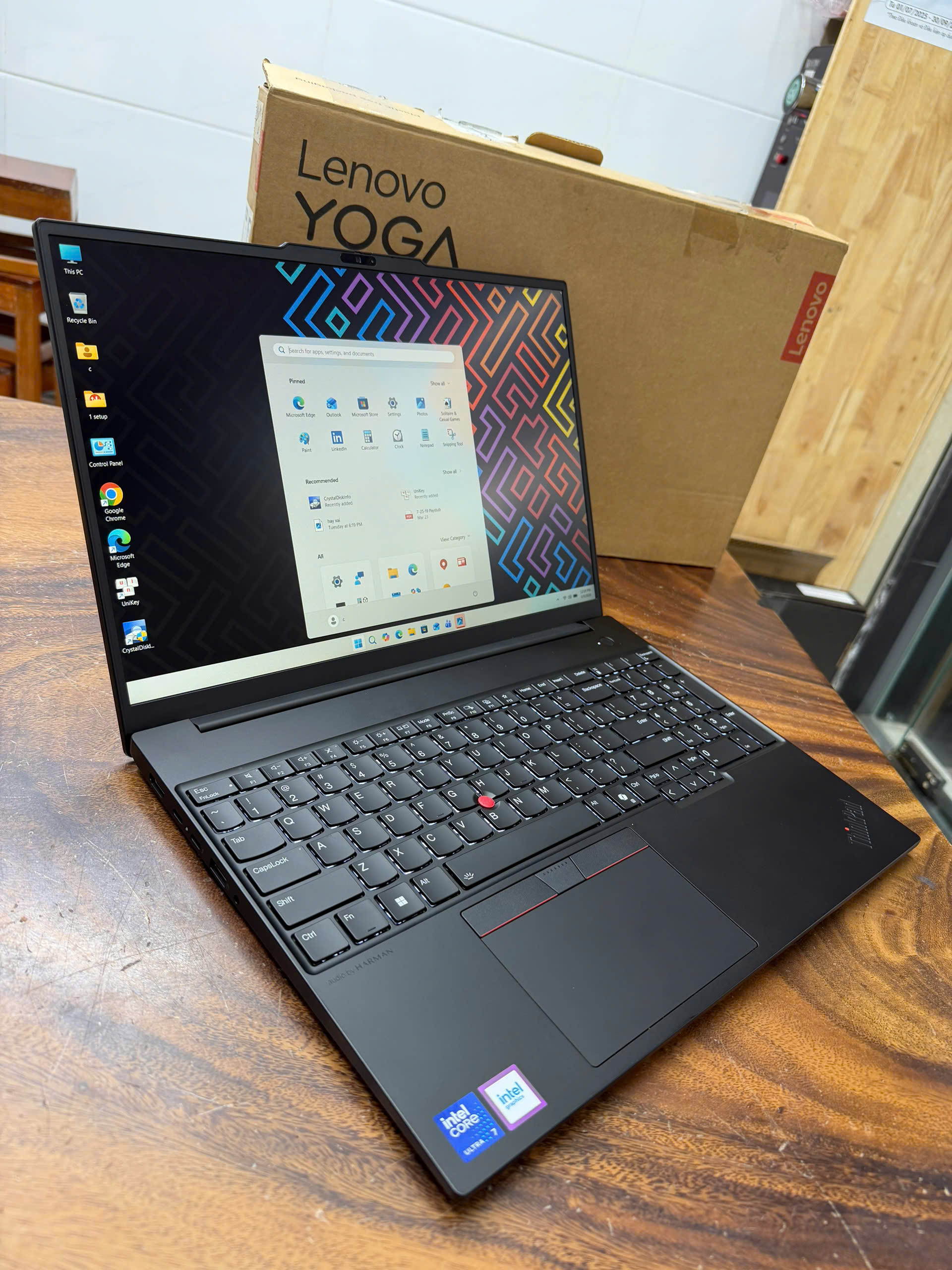 Thinkpad E16 Gen 3 (4)