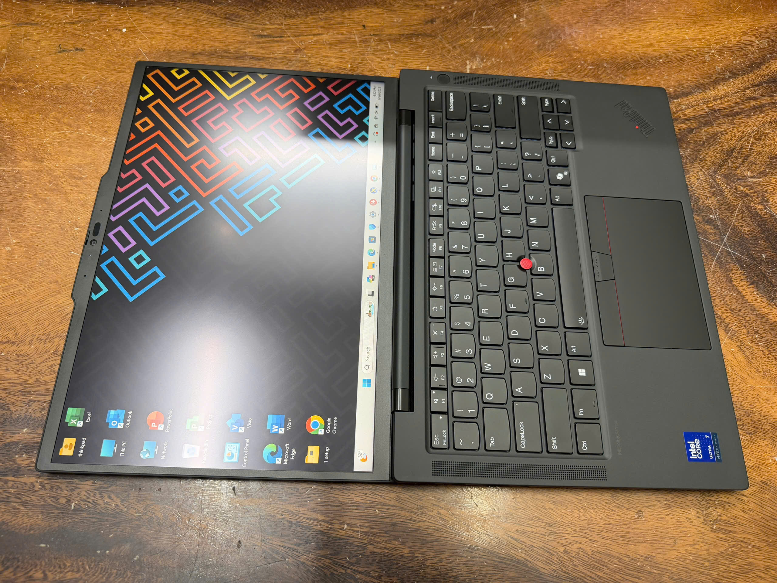 Thinkpad T14s Gen 6 Ultra 7 (2)
