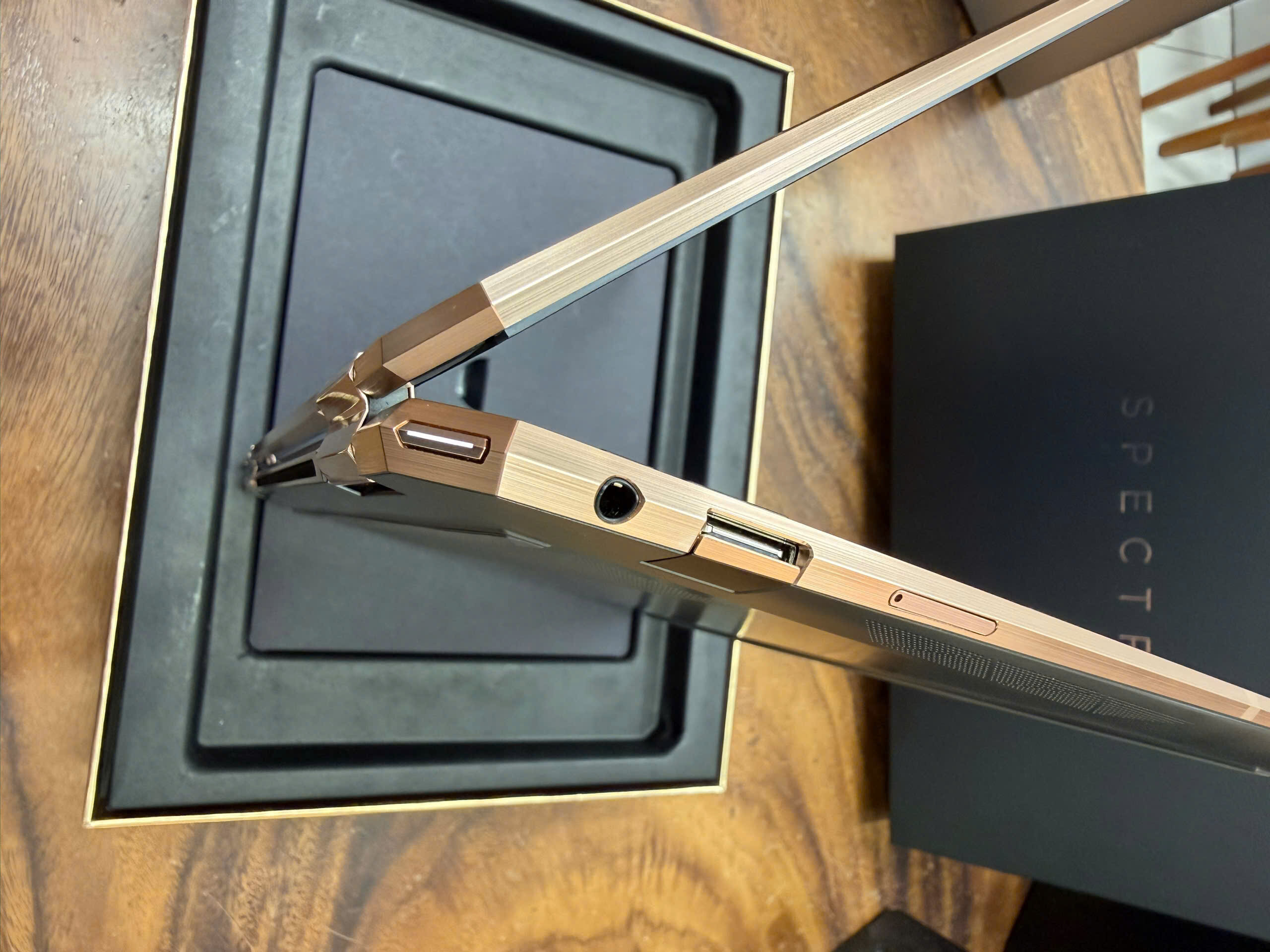 Hp Spectre 13 X360 Gemcut (10)