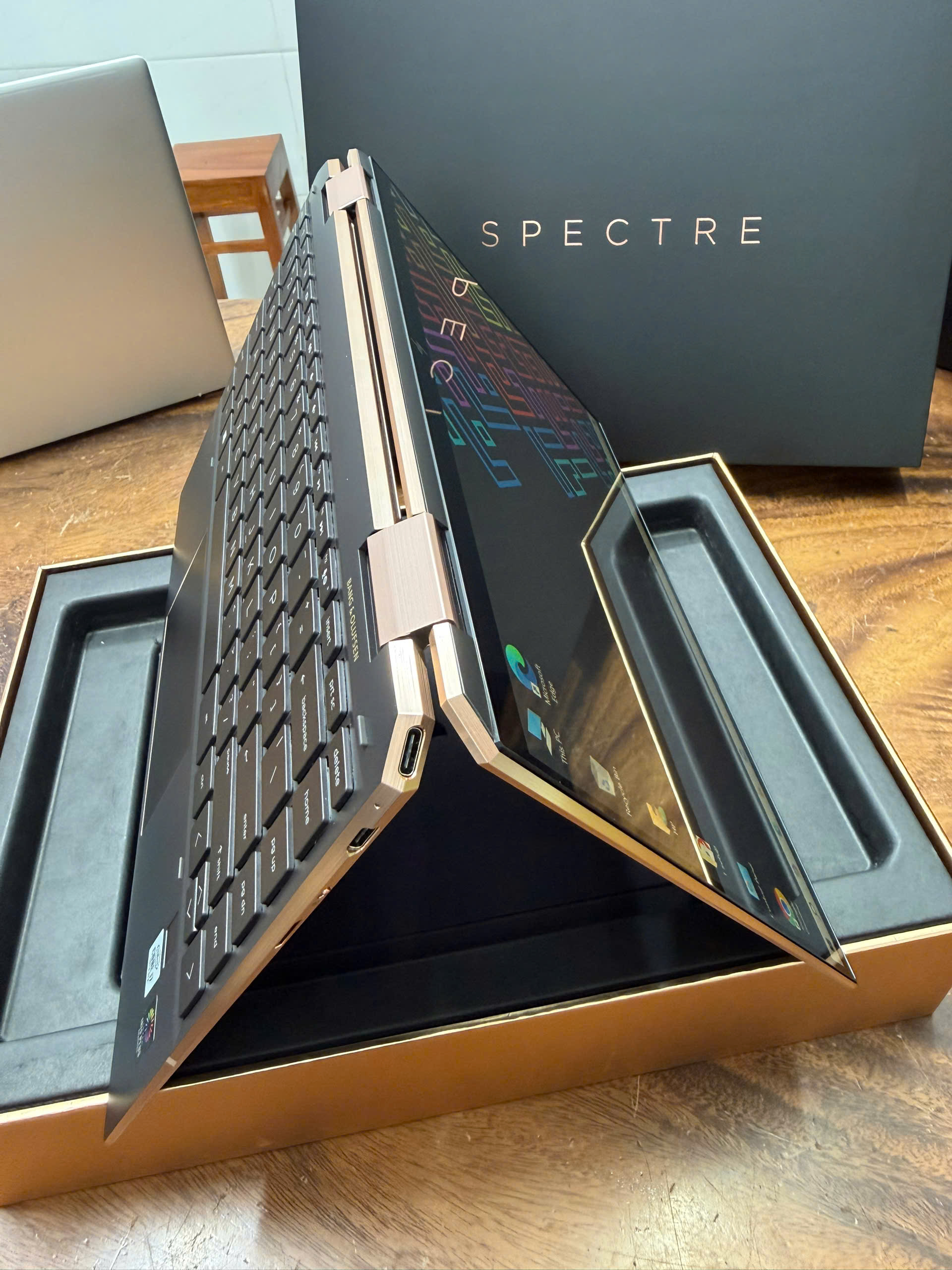 Hp Spectre 13 X360 Gemcut (14)