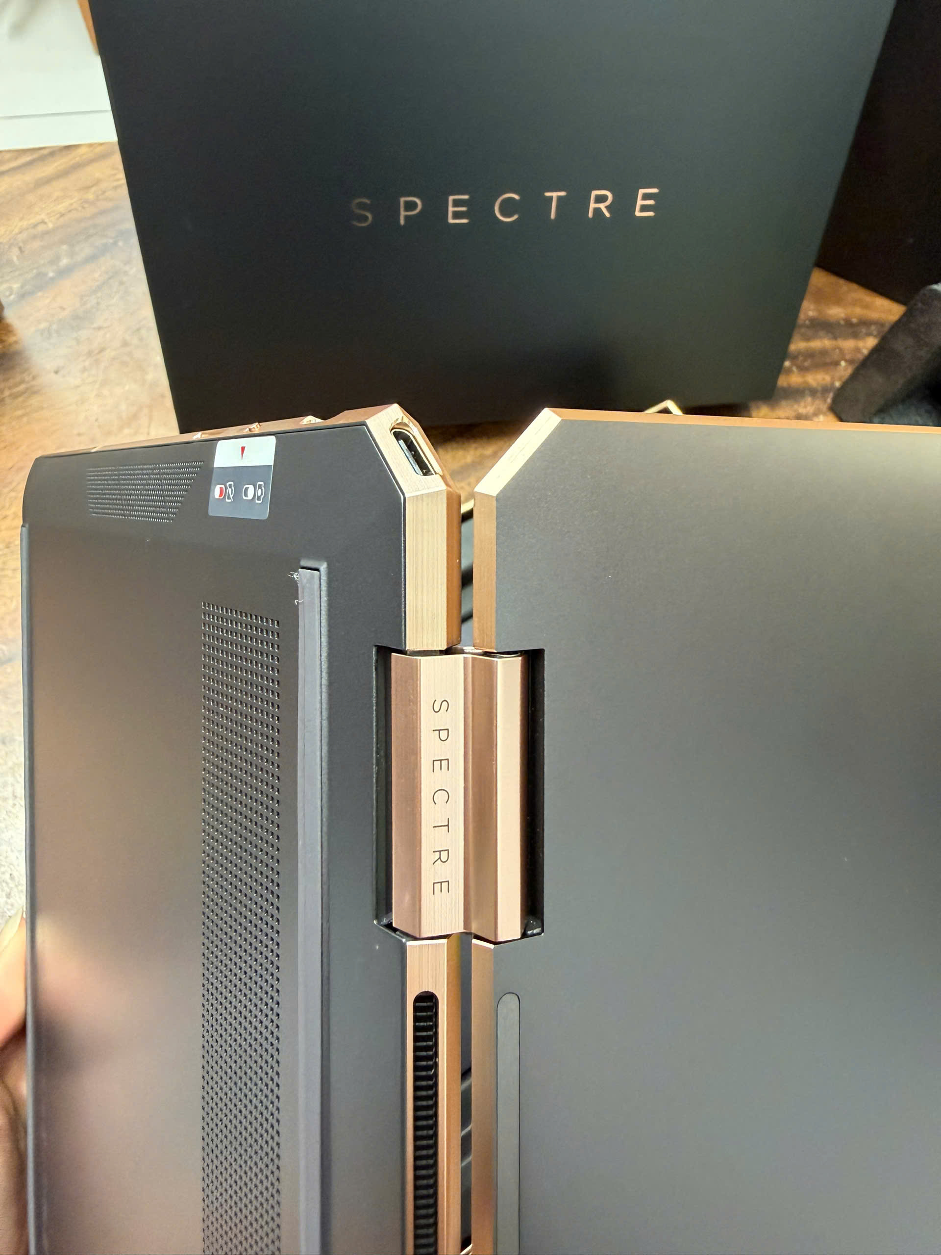 Hp Spectre 13 X360 Gemcut (17)