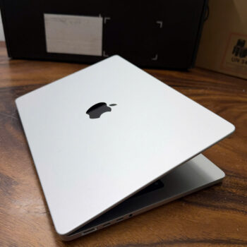 Macbook Pro 14in M4, ram 24G, ssd 1T, 99%.
