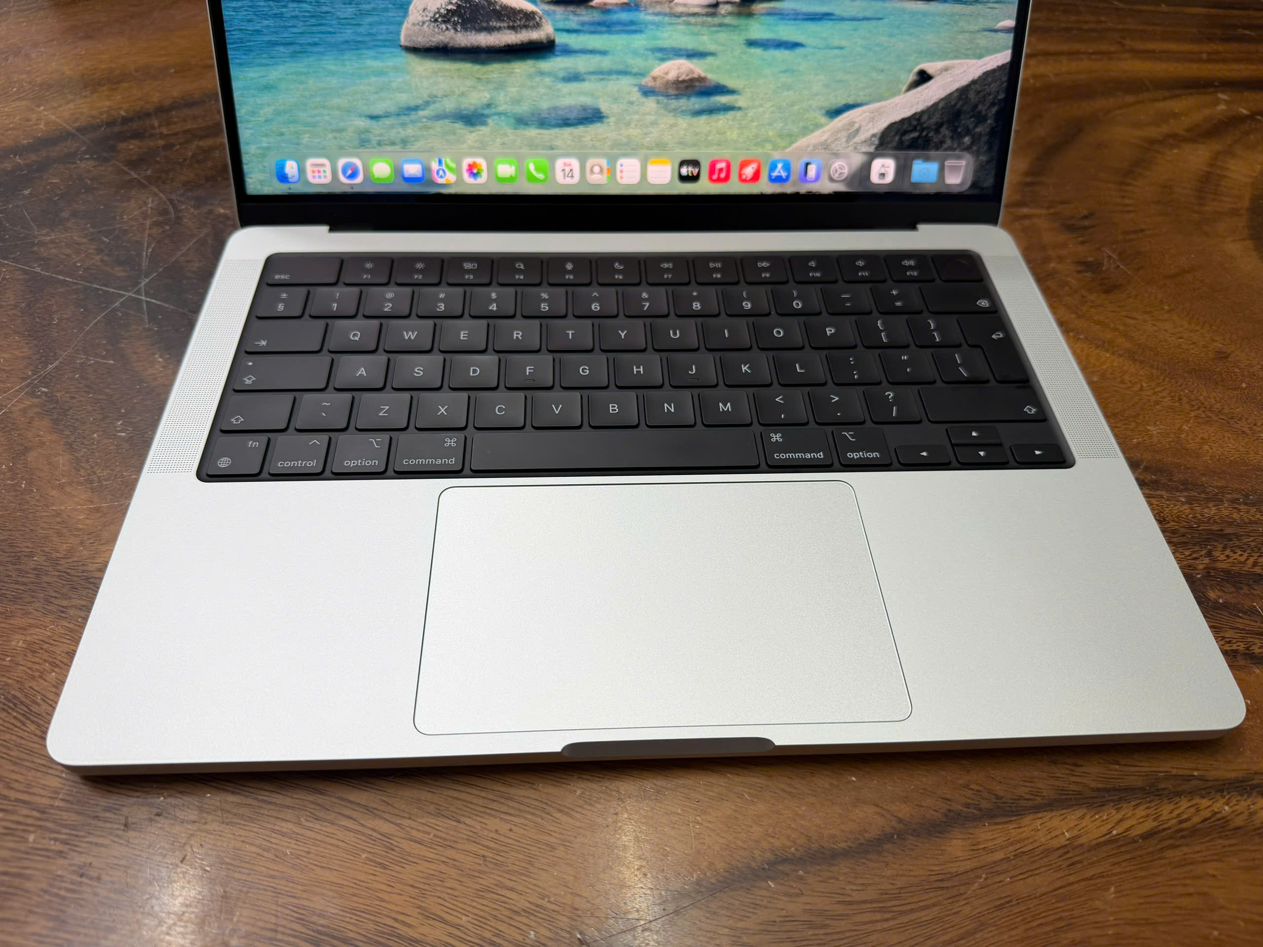 Macbook Pro 14 M4 Silver (5)