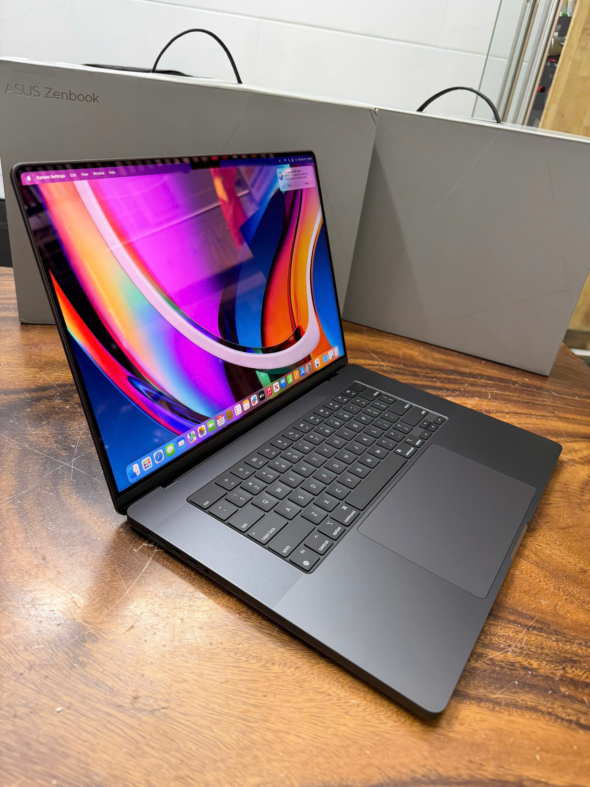 Macbook Pro 16 M4 New (12)