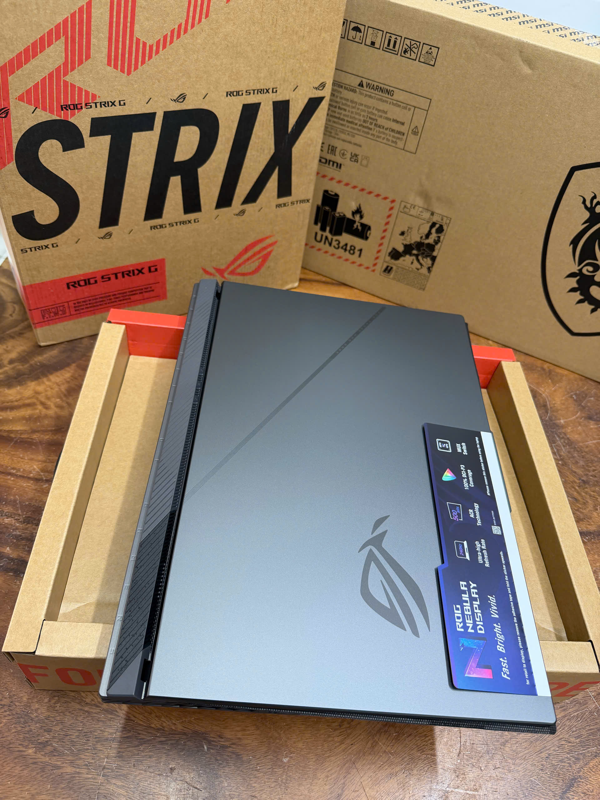 Asus Rog G18 G814 (3)