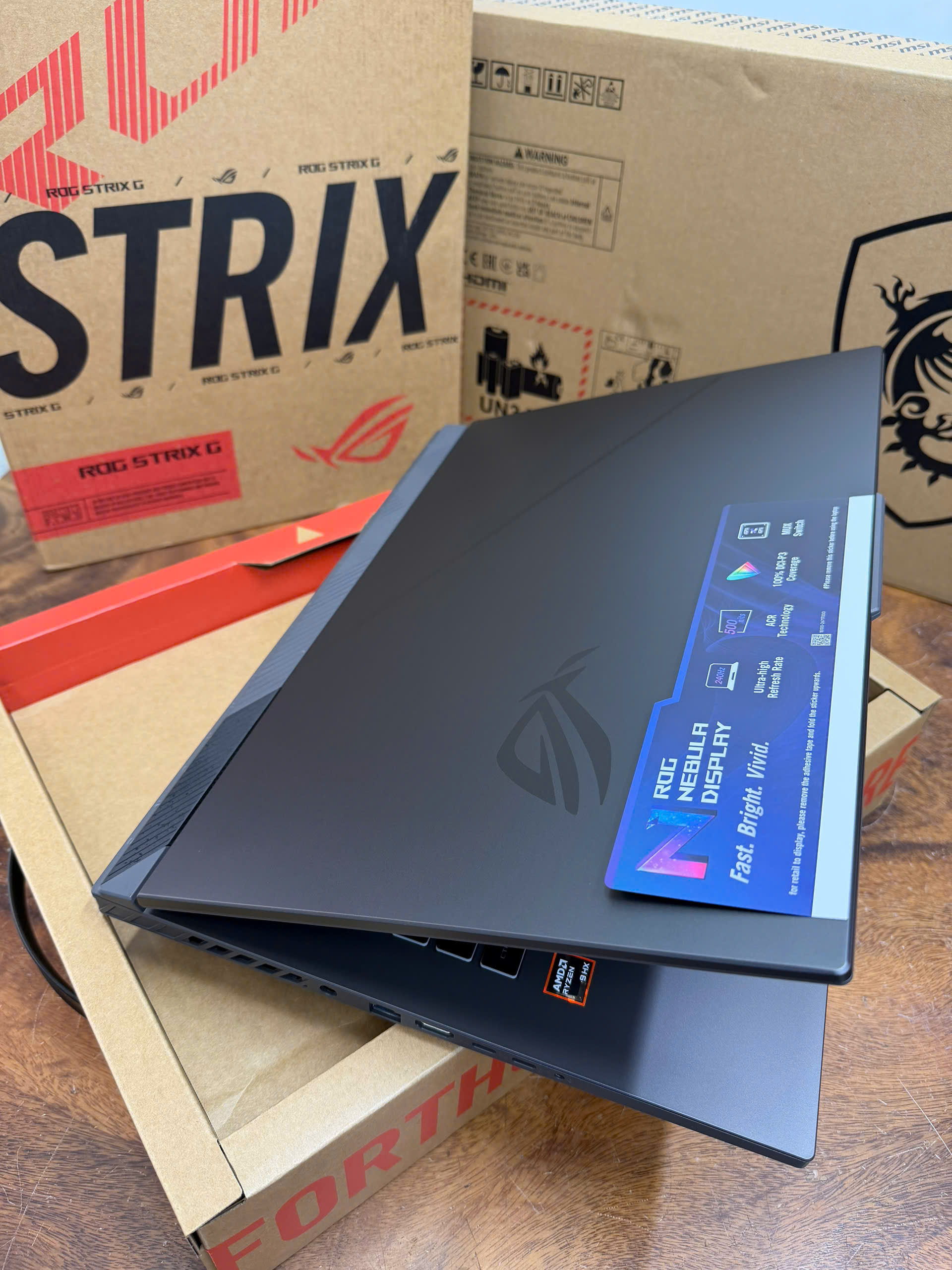 Asus Rog G18 G814 (5)