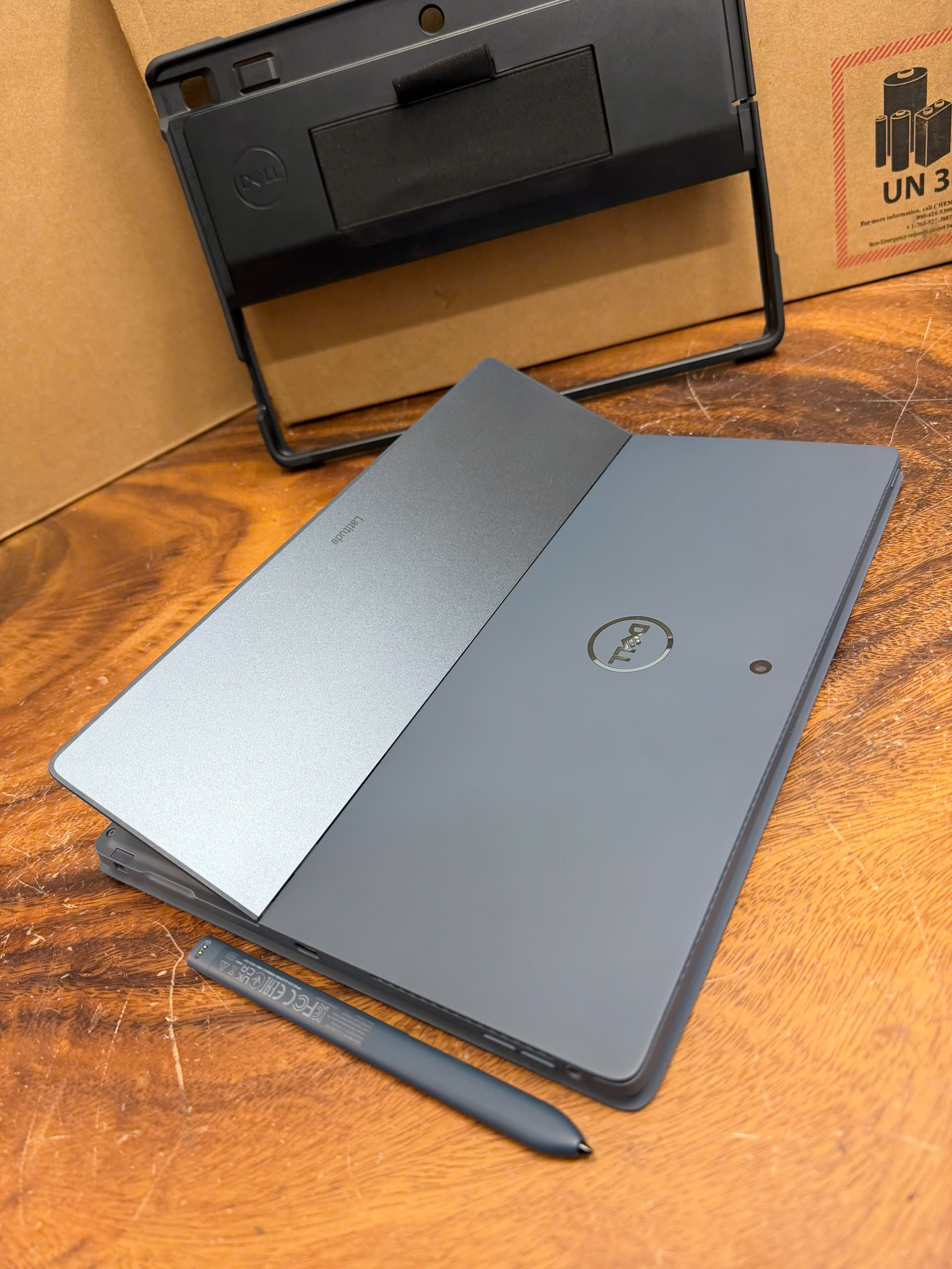 Dell Latitude 7350 Detachable Max (6)