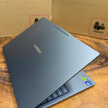 Lenovo IdeaPad Pro 5 16IAH10, Ultra 9 285H, 32G, 1TB, RTX 5050, 16in 2.8k oled 120hz