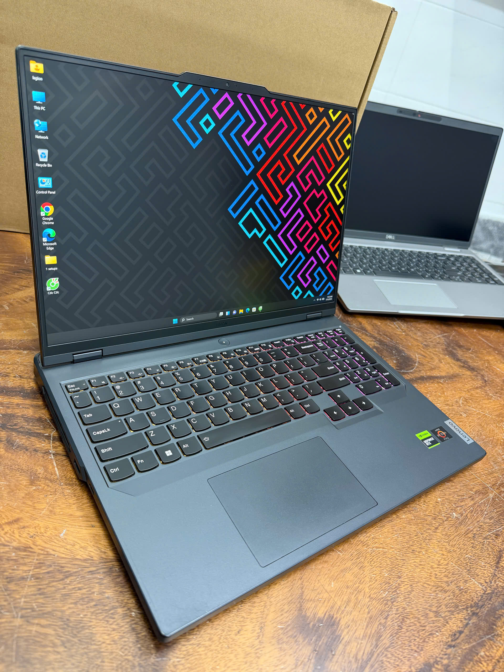 Lenovo Legion 5 Pro 16arx8 (4)