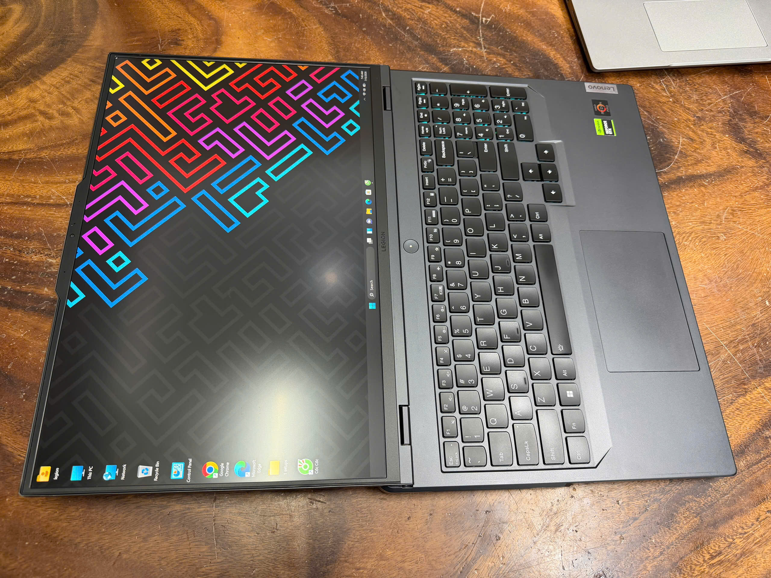 Lenovo Legion 5 Pro 16arx8 (6)