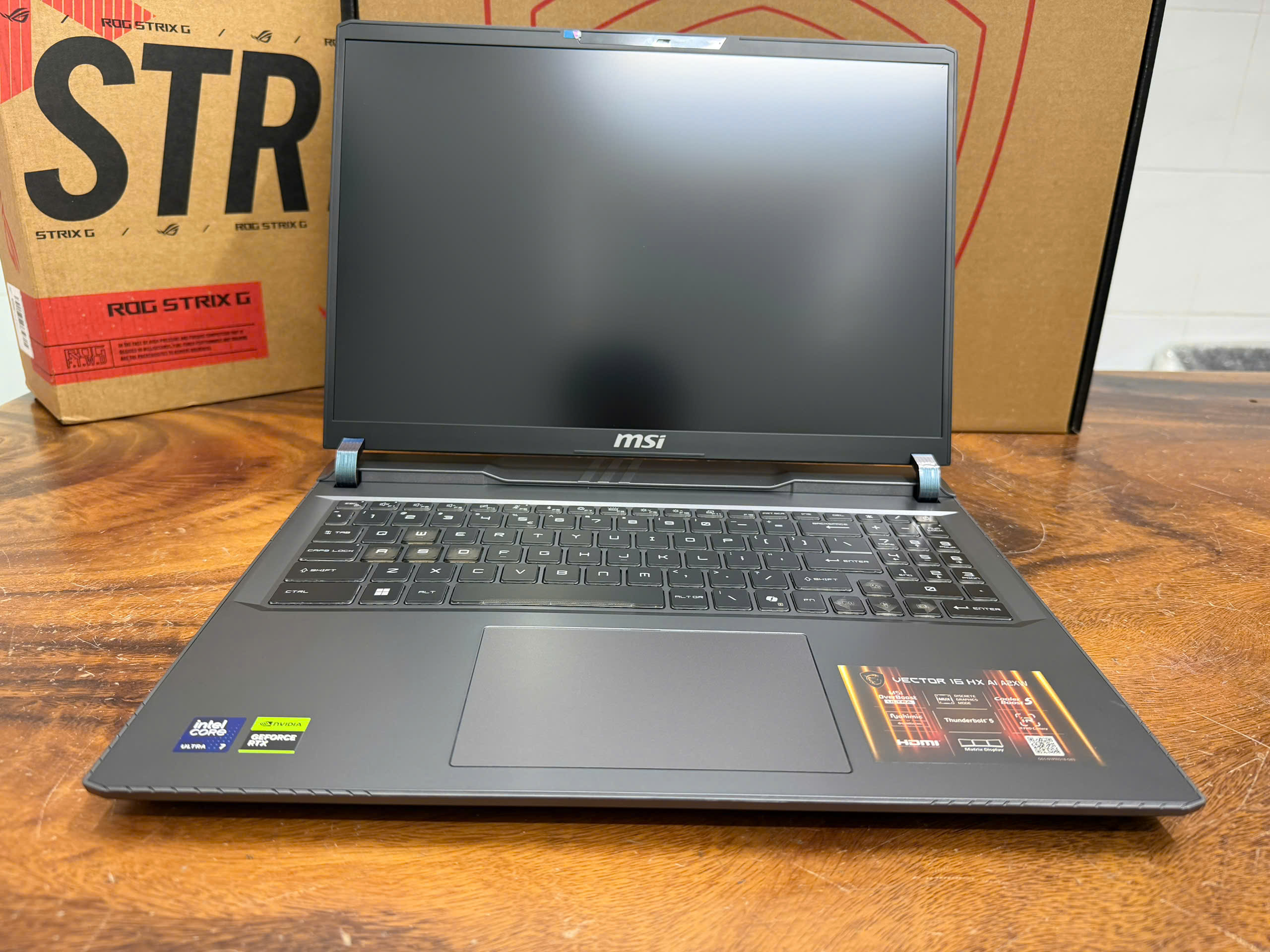 Msi Vector 16 Hx Ai Rtx 5070ti (8)