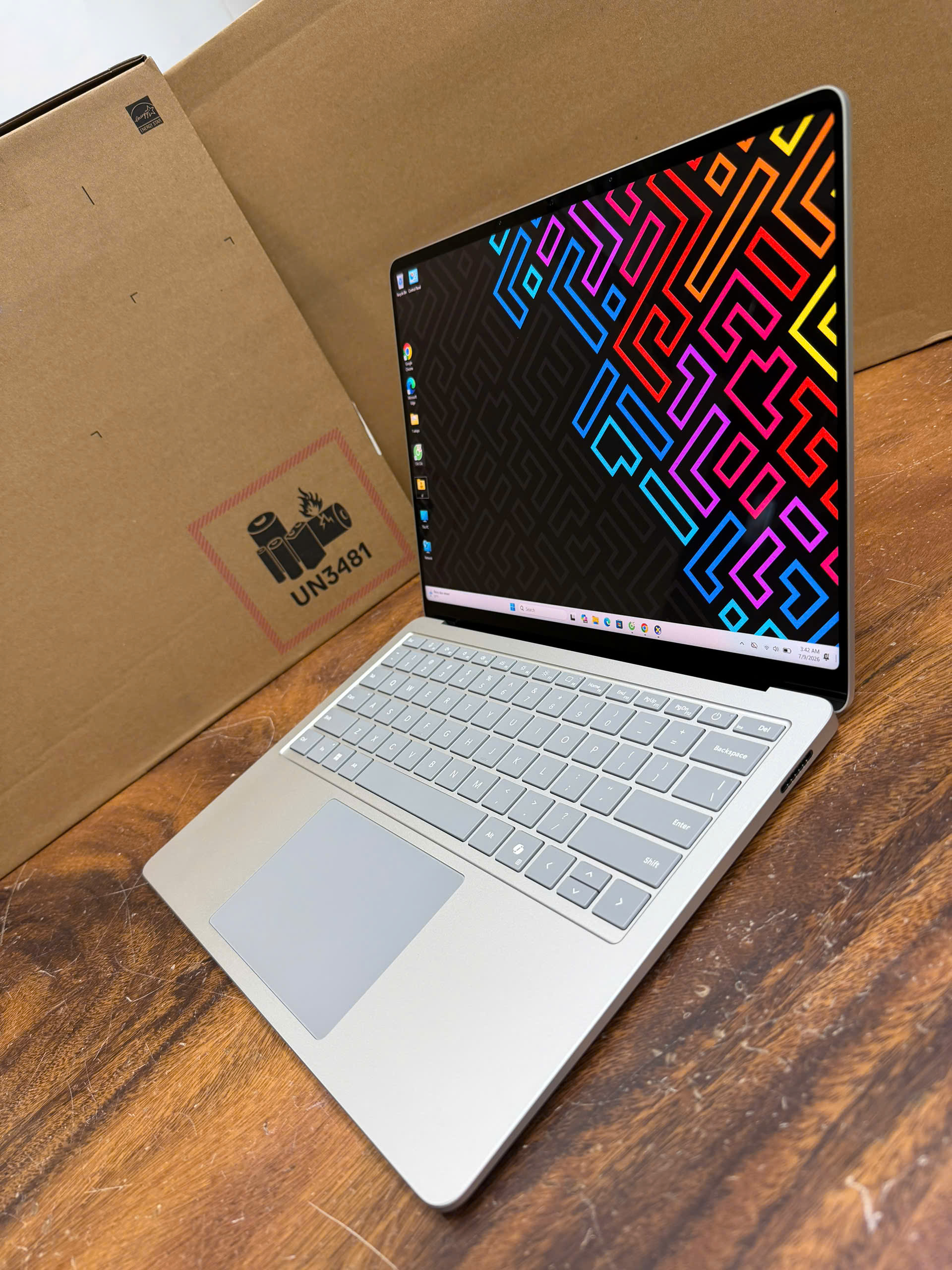 Microsoft Surface Laptop 7 For Business 13 (4)