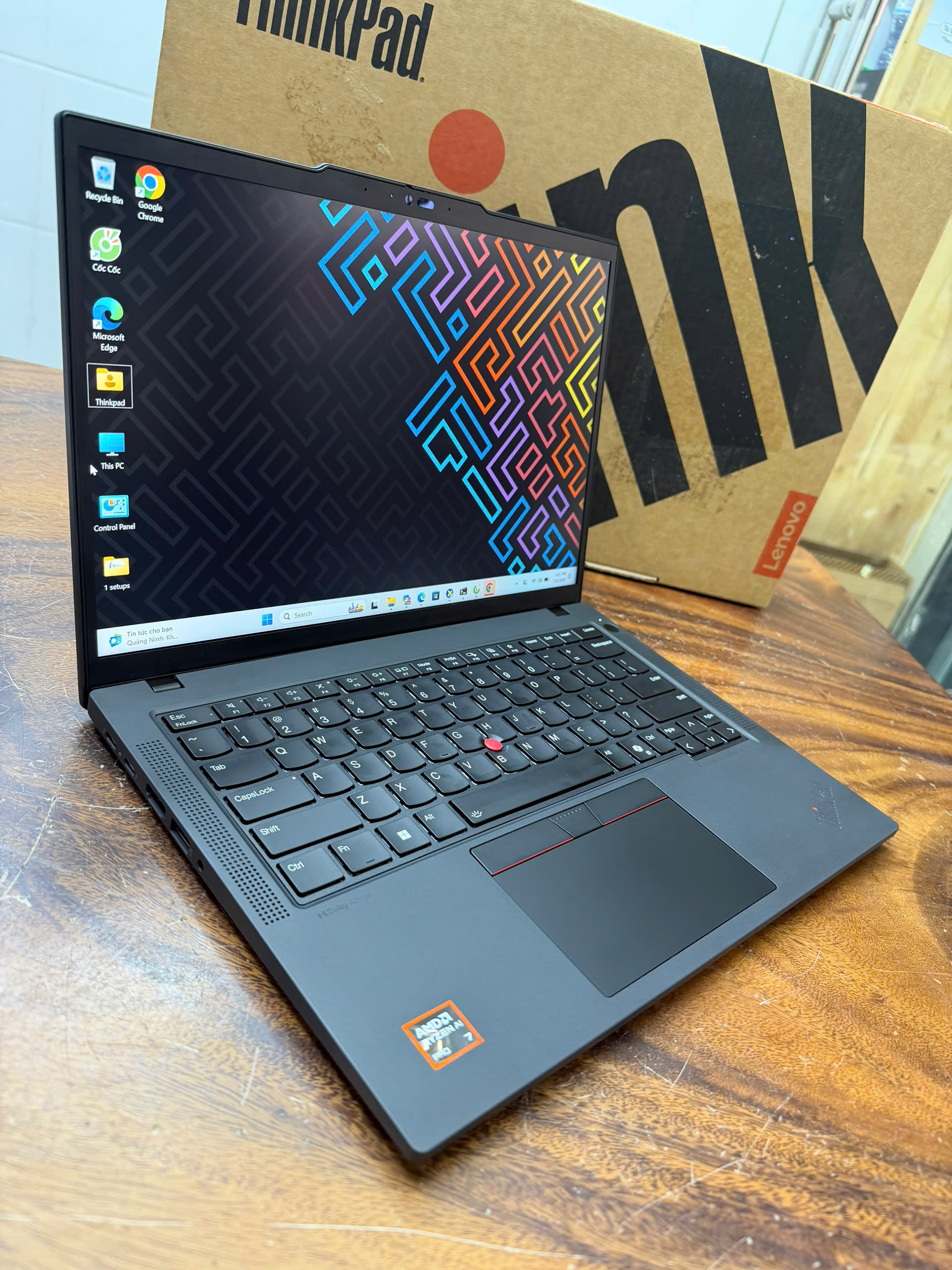 Thinkpad P14s Gen 6 Amd (7)