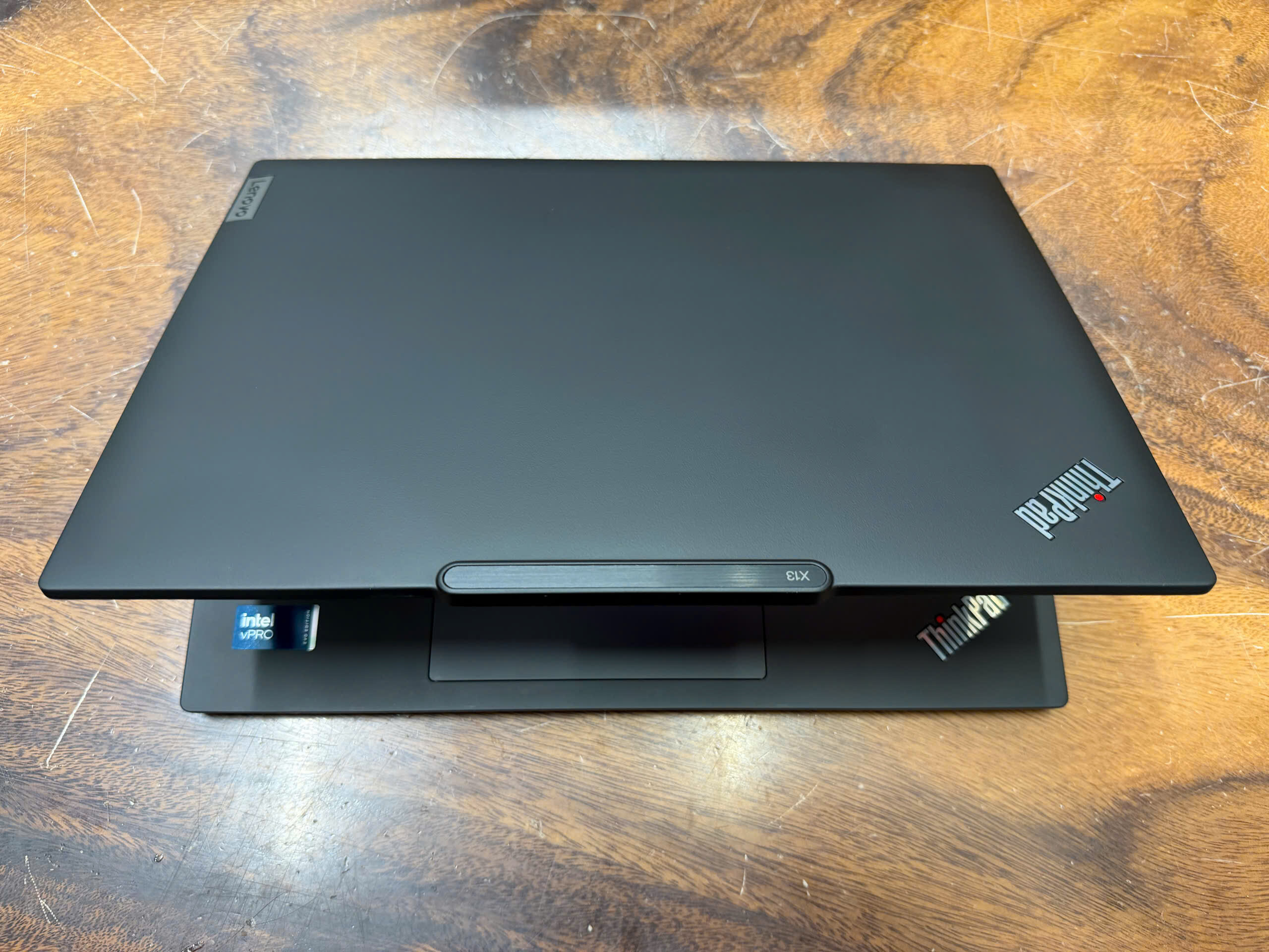 Thinkpad X13 Gen 5 (4)