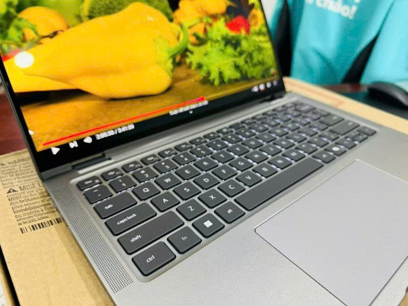 Dell Latitude 7450 2in1 (4)