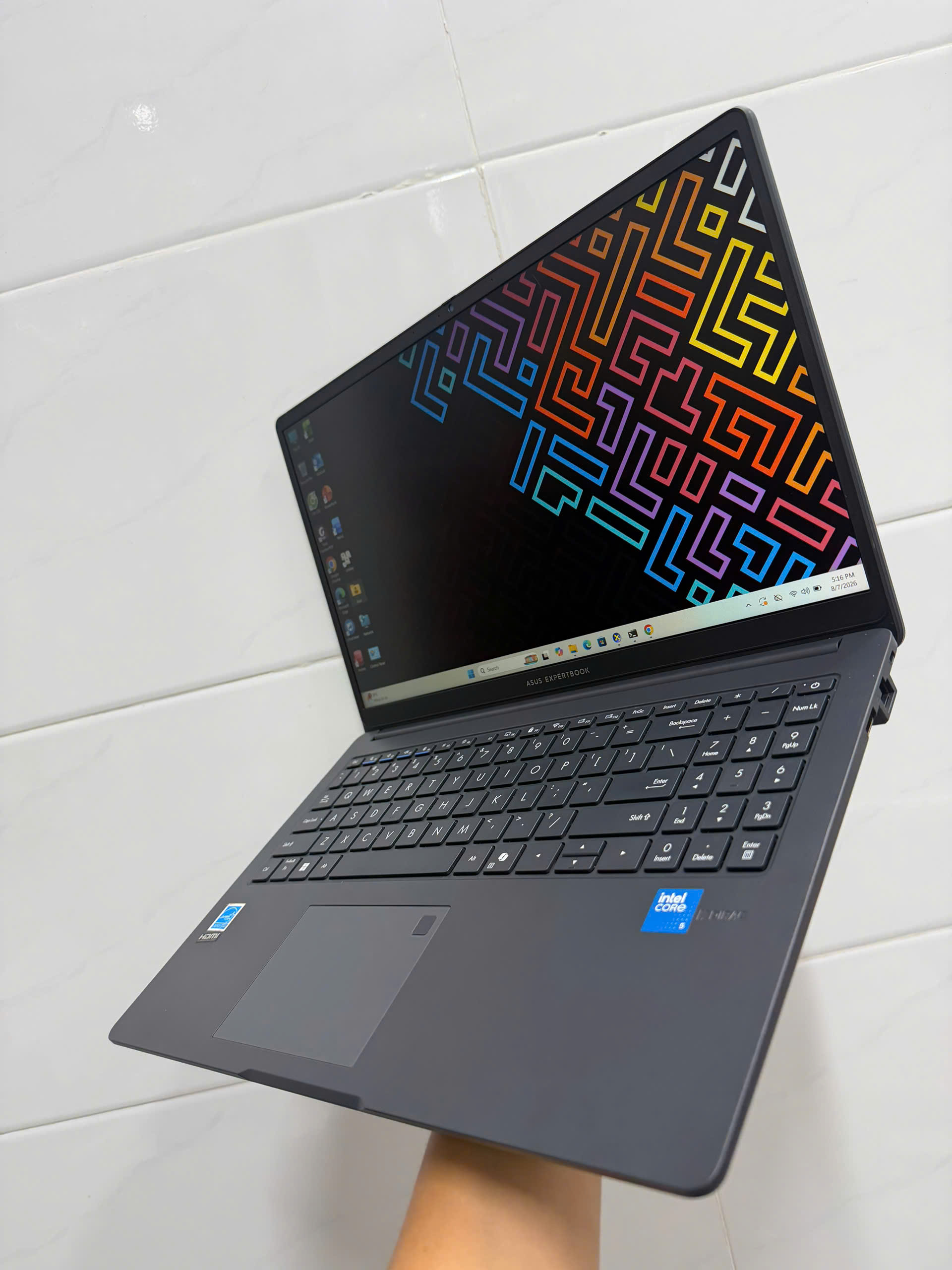 Asus Expertbook B9450f (5)