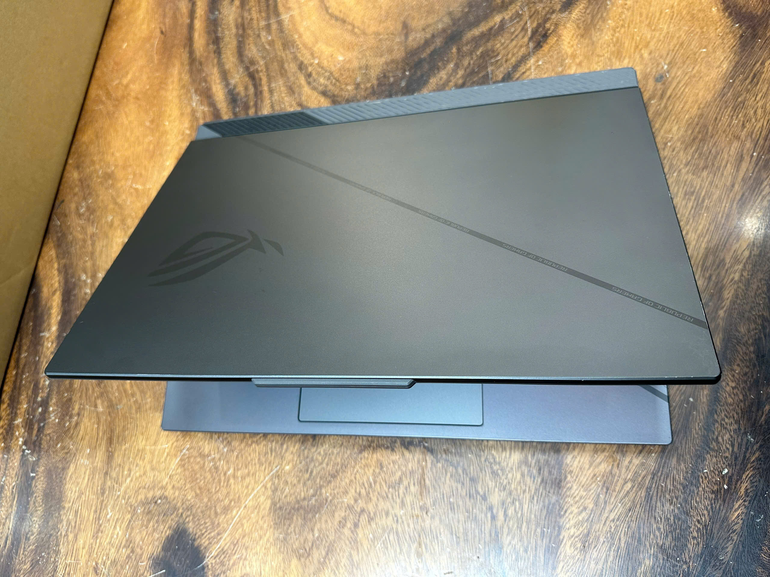 Asus Rog Strix G16 G614j Core I9 (14)