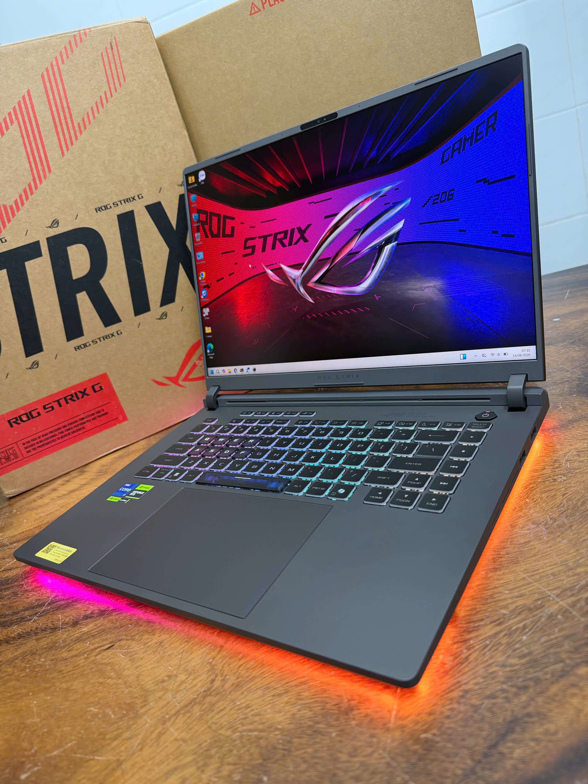 Asus Rog Strix G16 G615 (1)