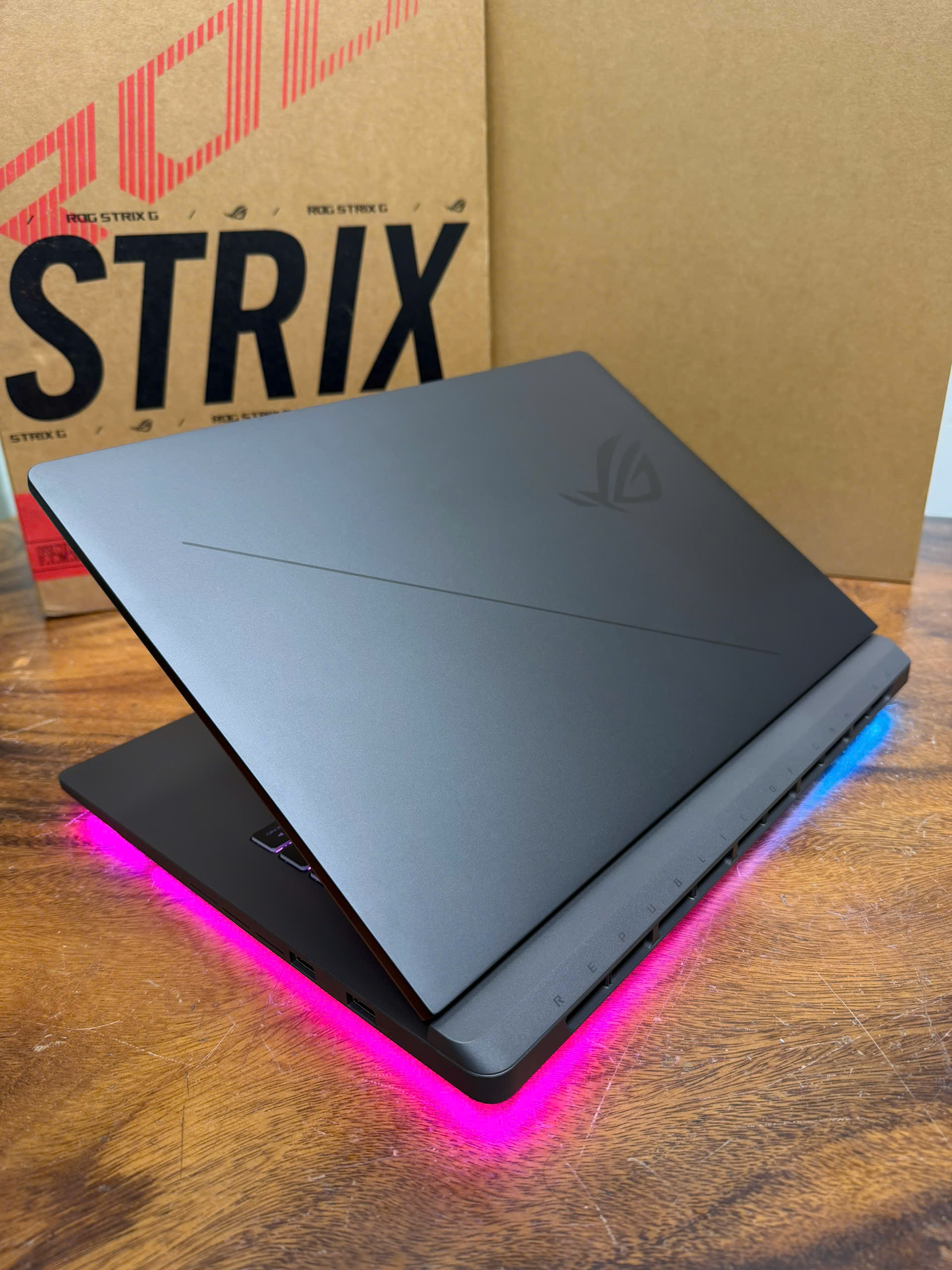 Asus Rog Strix G16 G615 (7)
