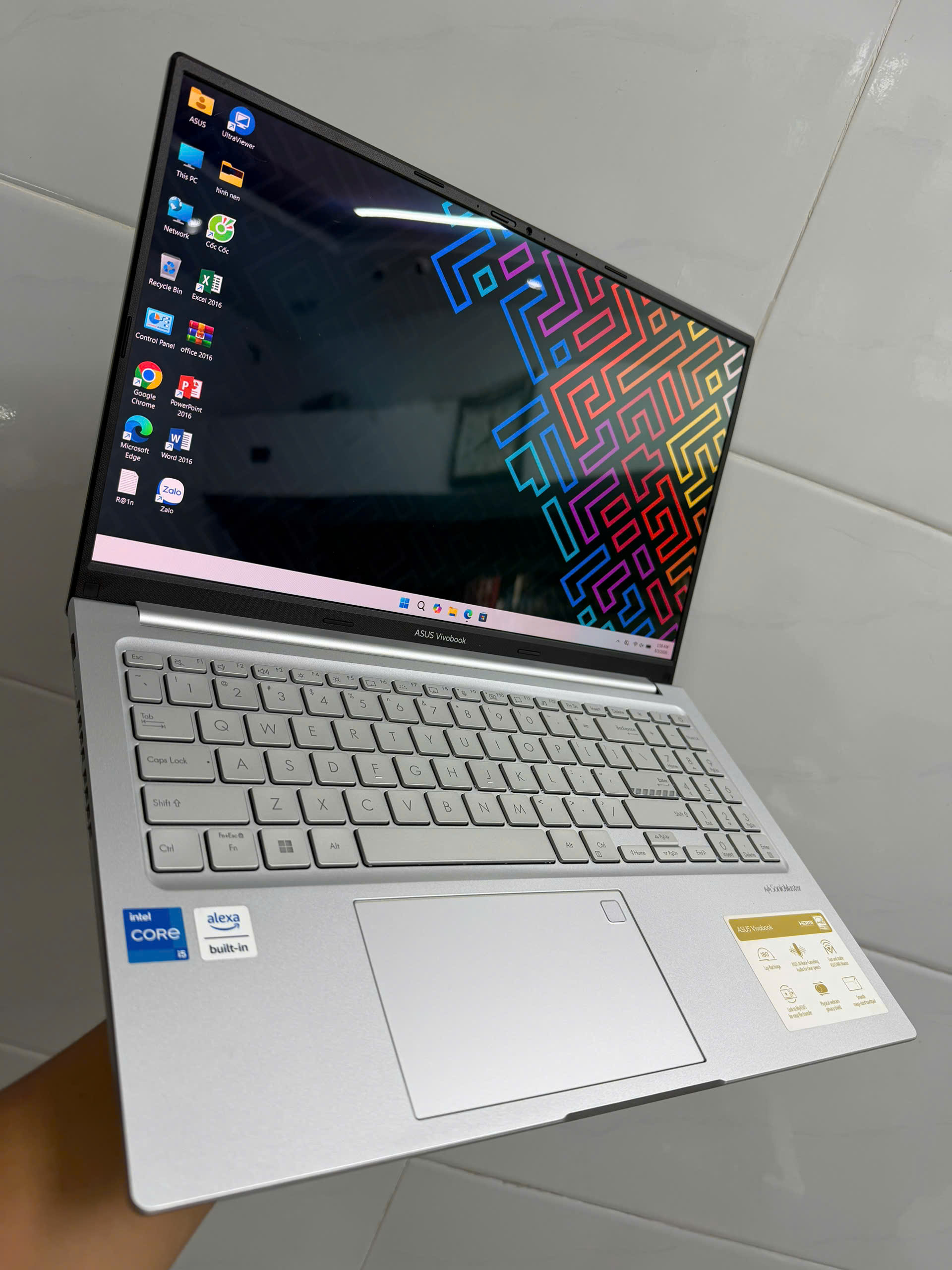 Asus Vivobook A1503z Oled (3)
