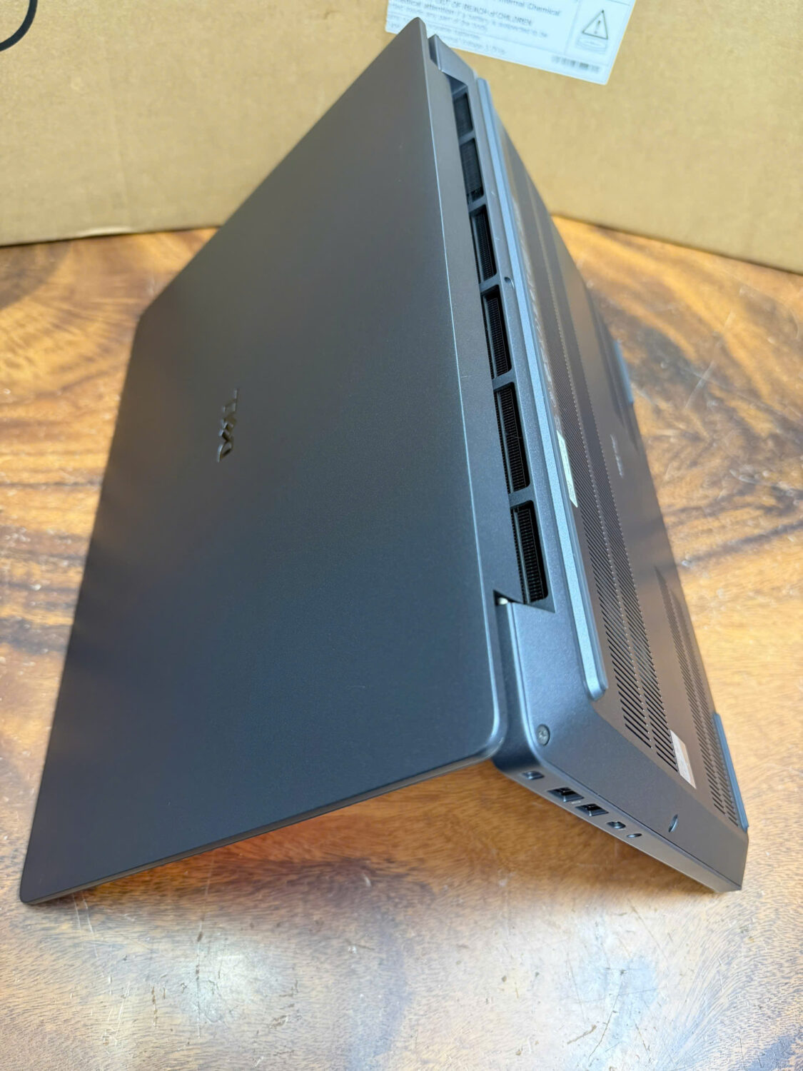 Dell Pro Max 16 Plus Mb16250 (11)