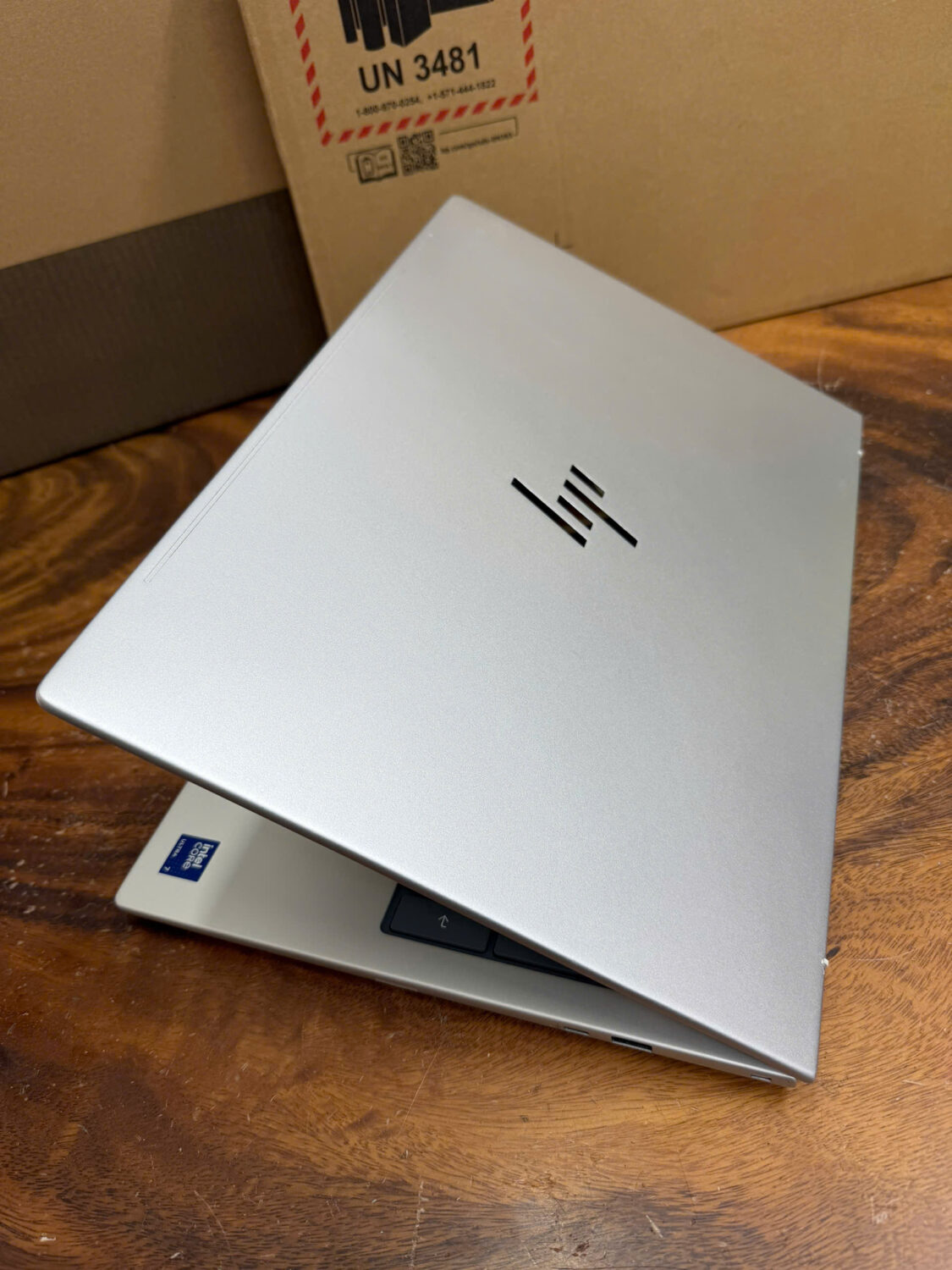 Hp Elitebook 8 G1i 16 inch, ultra 7 265U, 16G, 512G, 16in FHD+.