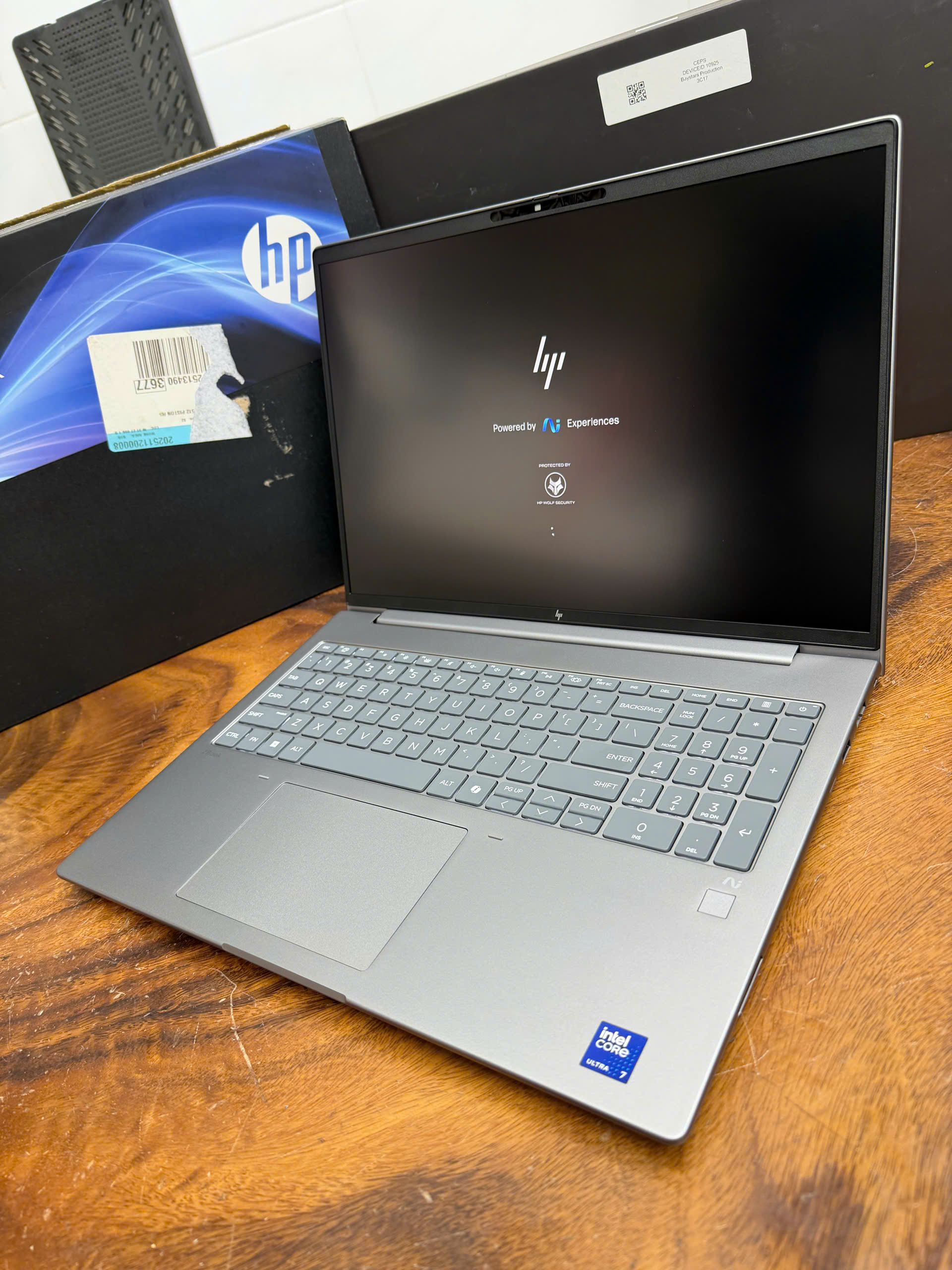 Hp Zbook X G1i 16 (4)