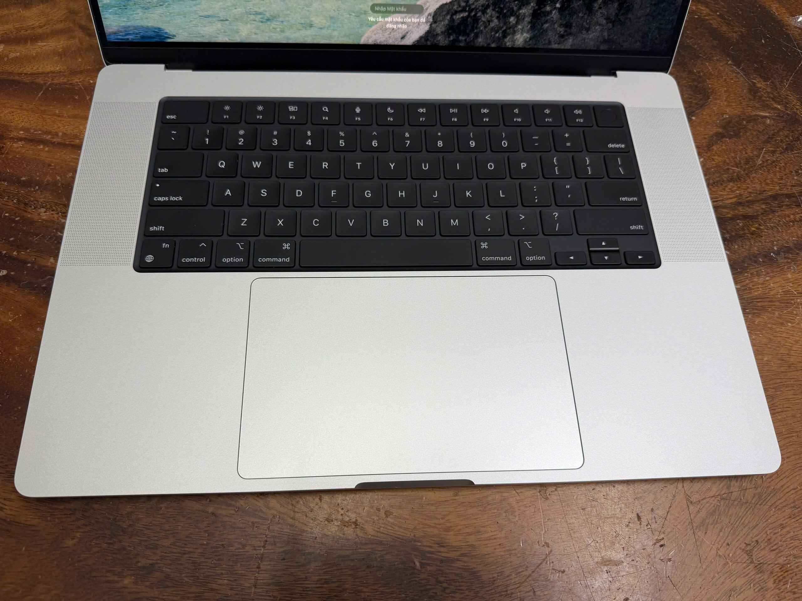 Macbook Pro 16in M3 Max (3)