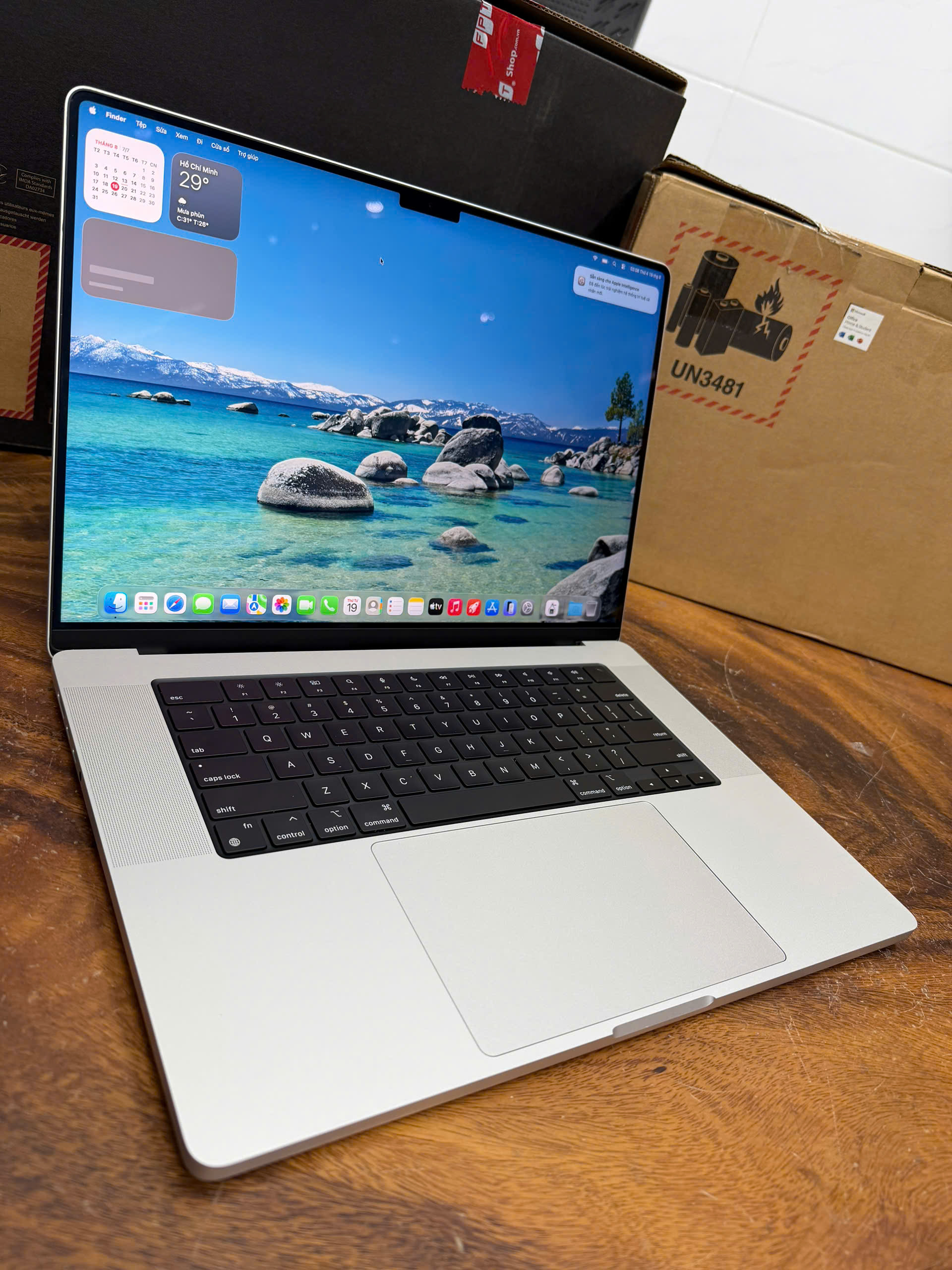 Macbook Pro 16in M3 Max (4)