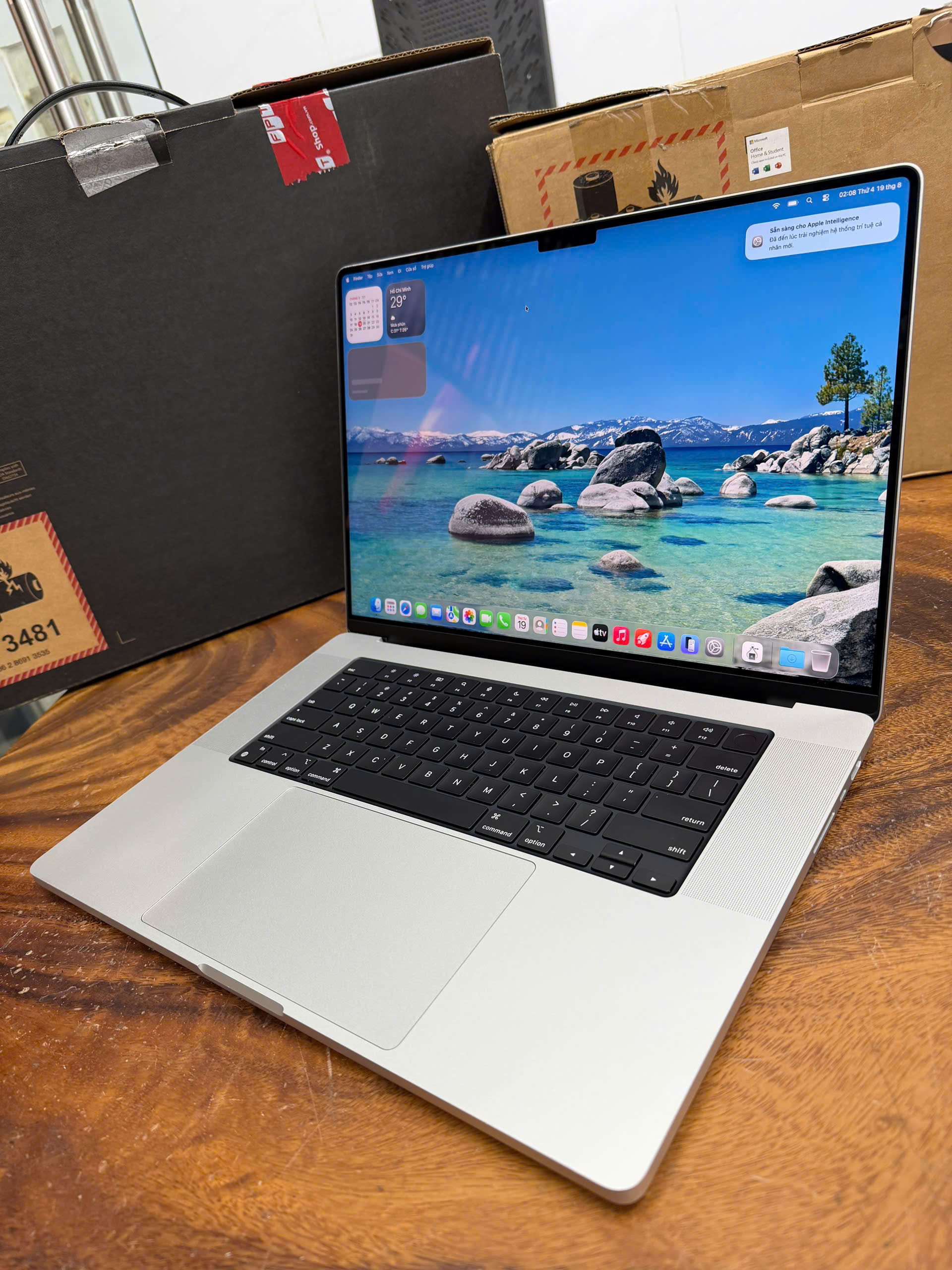 Macbook Pro 16in M3 Max (5)