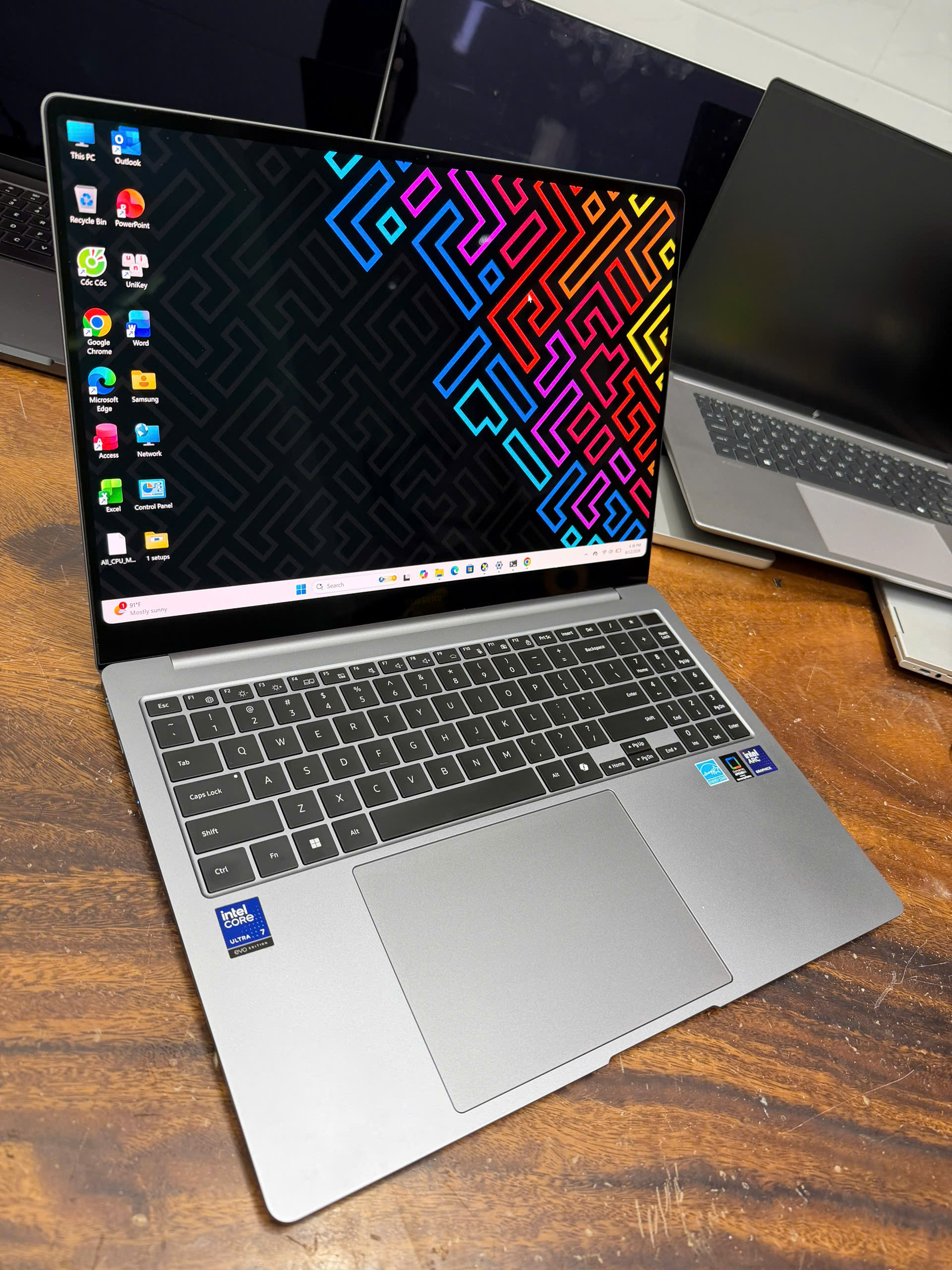 Samsung Galaxybook 5 Pro Np960xha (5)