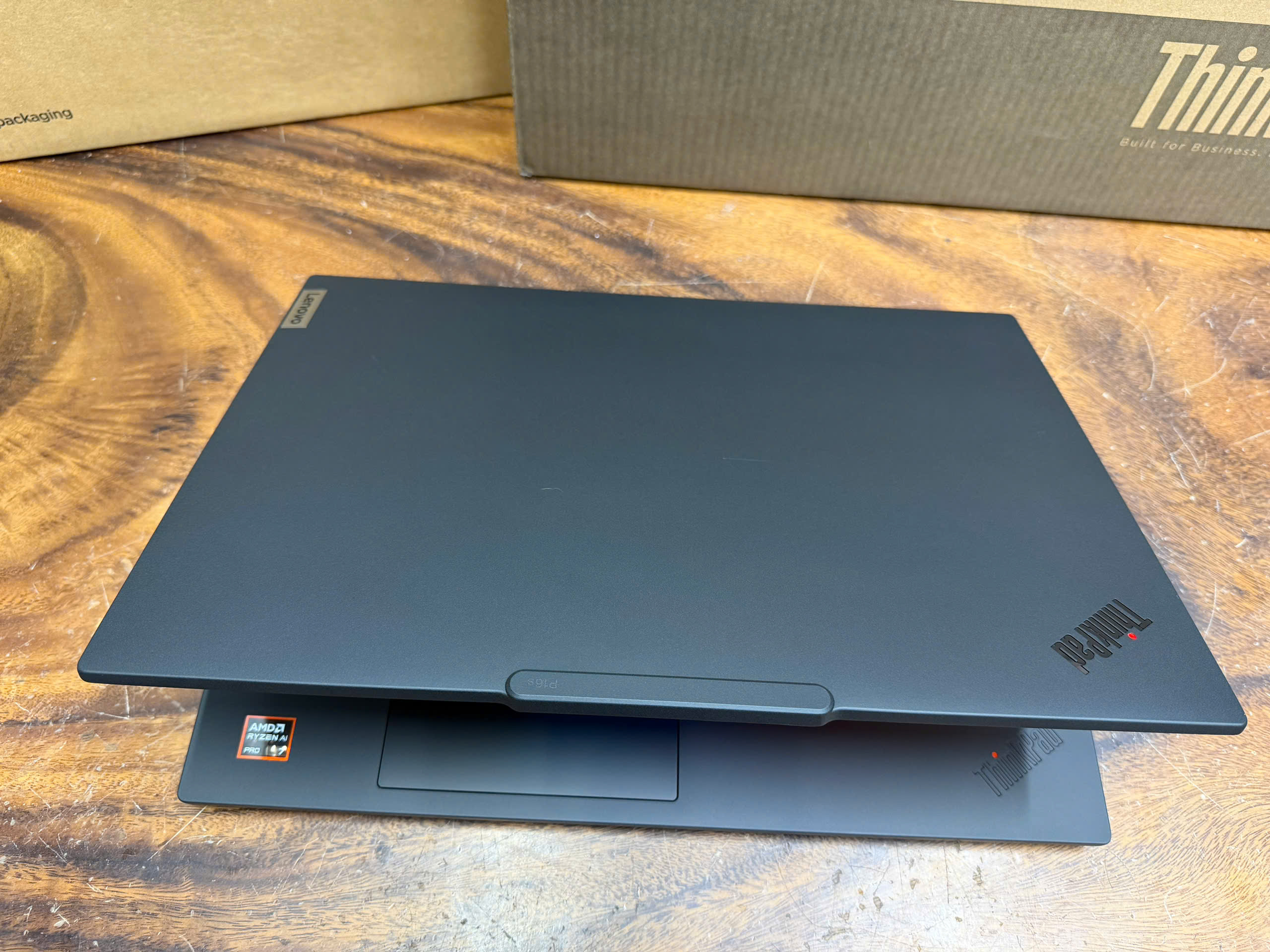 Thinkpad P16s Gen 4, Ryzen AI 7 PRO 350, 32G, 512G, vga AMD 860M 8G, 16in FHD+.