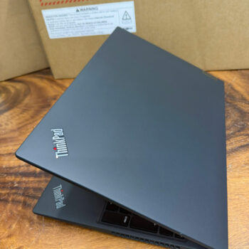 ThinkPad P16s Gen 2, core i7 1360P, 32G, 512G, RTX A500, 16in 2.5k