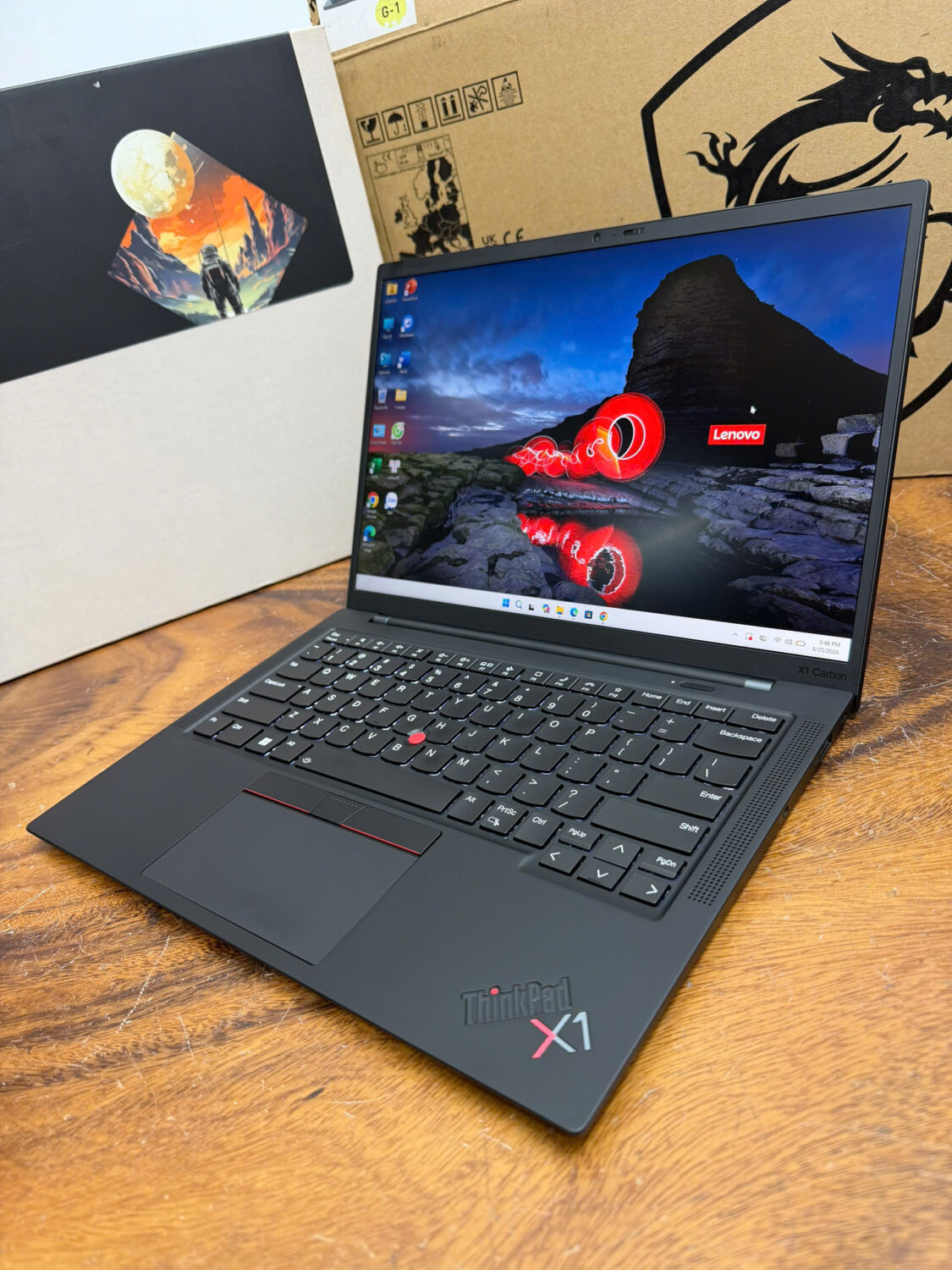 Thinkpad X1 Carbon Gen 10 2k (2)